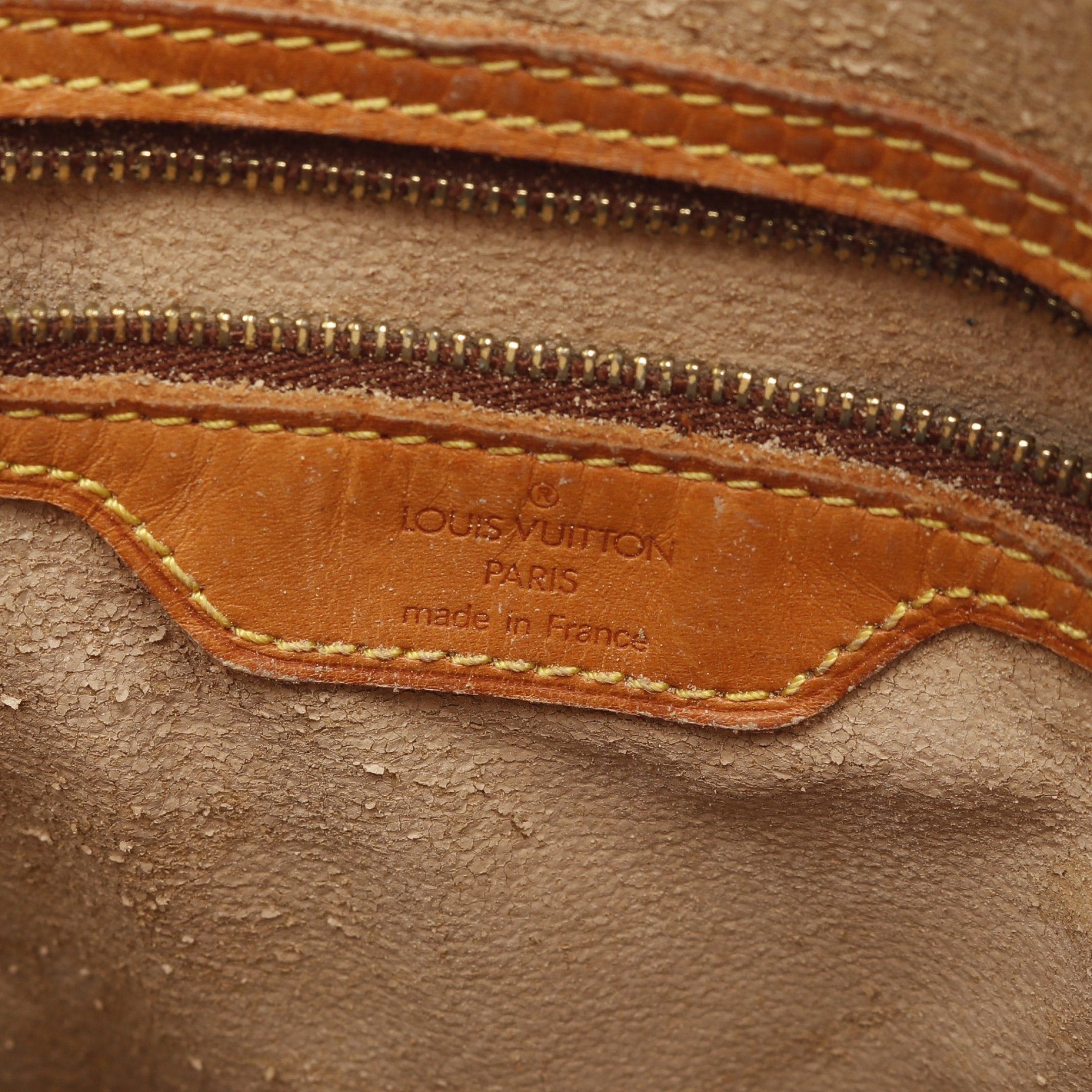 Louis Vuitton Louis Vuitton Bucket Gm Monogram Shoulder Bag Leather Brown Size ONE SIZE - 4 Thumbnail