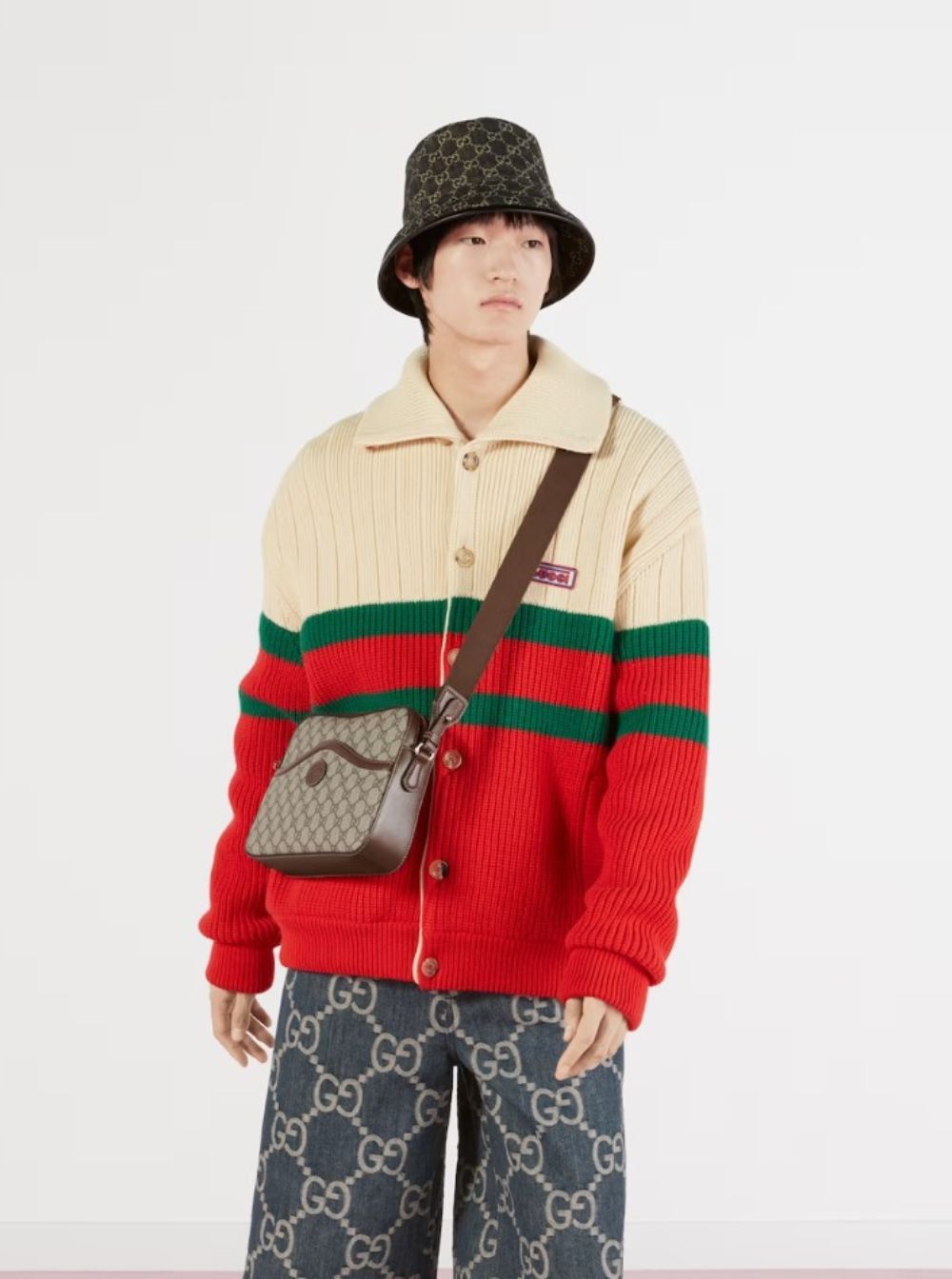 Gucci "GG Supreme" Beige Crossbody Bag with Logo Patch on Front Size ONE SIZE - 5 Thumbnail