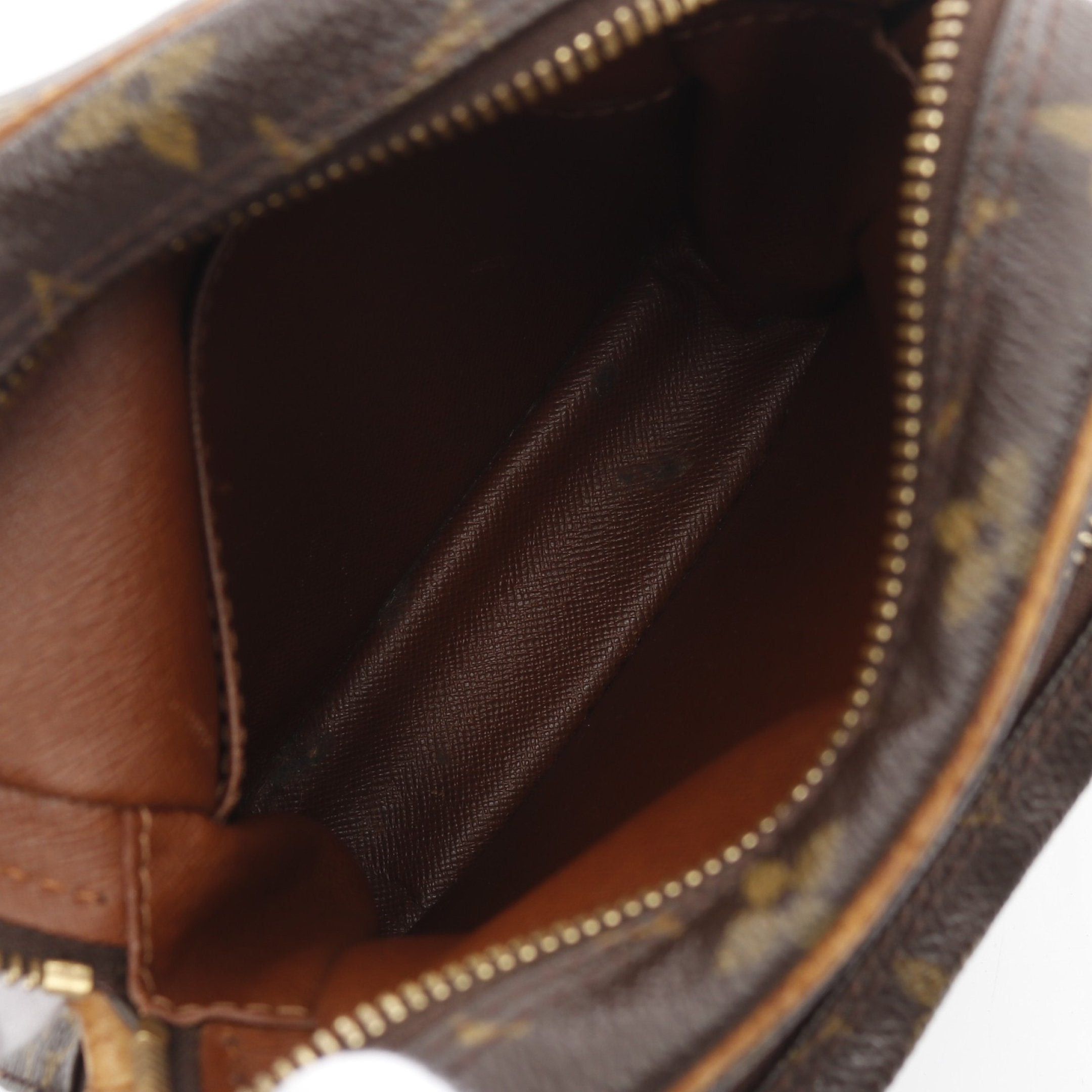 Louis Vuitton Louis Vuitton Amazon Monogram Shoulder Bag Leather Brown Size ONE SIZE - 3 Thumbnail
