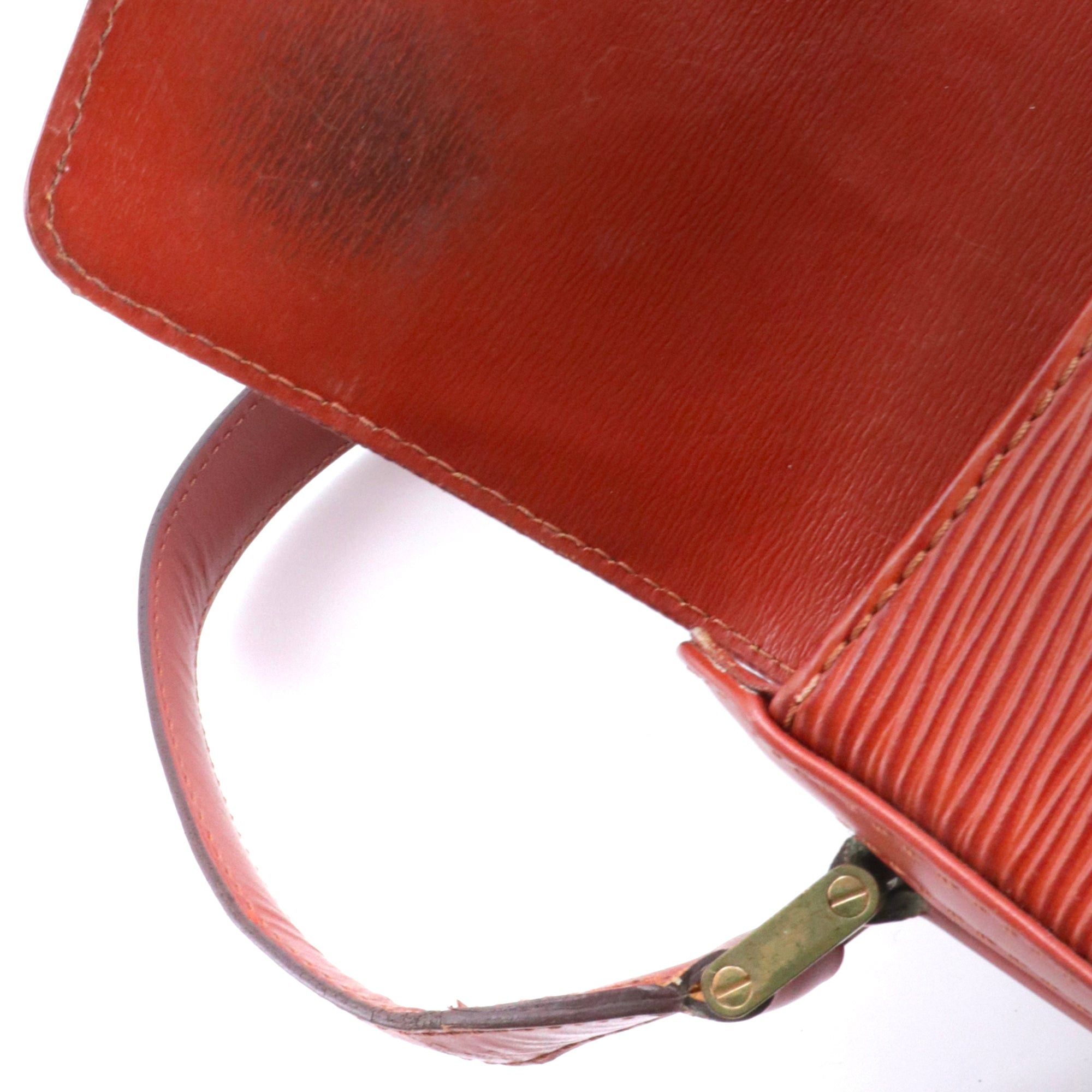 Louis Vuitton LOUIS VUITTON - Vintage Buci Louis Vuitton shoulder bag in terracotta epi leather Size ONE SIZE - 11 Thumbnail
