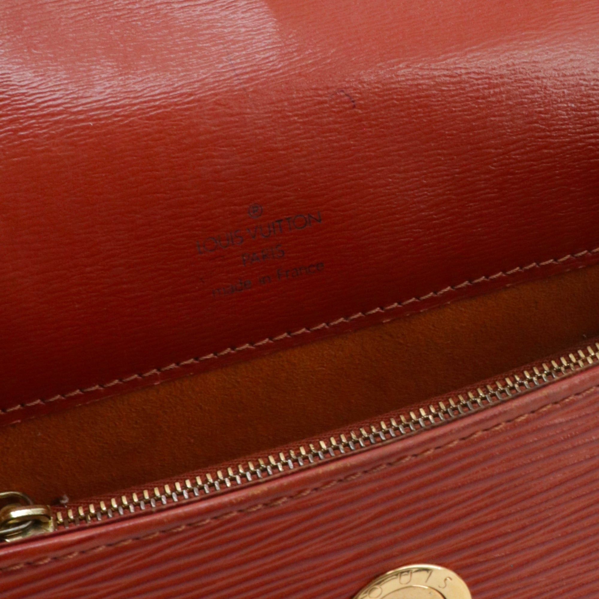 Louis Vuitton LOUIS VUITTON - Vintage Buci Louis Vuitton shoulder bag in terracotta epi leather Size ONE SIZE - 9 Thumbnail