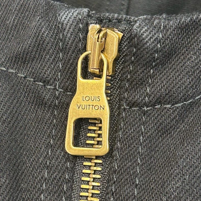 Louis Vuitton Louis Vuitton Black Logo Zip Jacket-dmc Size US XXL / EU 58 / 5 - 3 Thumbnail