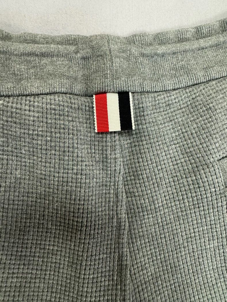 Thom Browne Thom Browne Classic Grey Jogger Pants-dmc Size US 26 / EU 42 - 5 Thumbnail