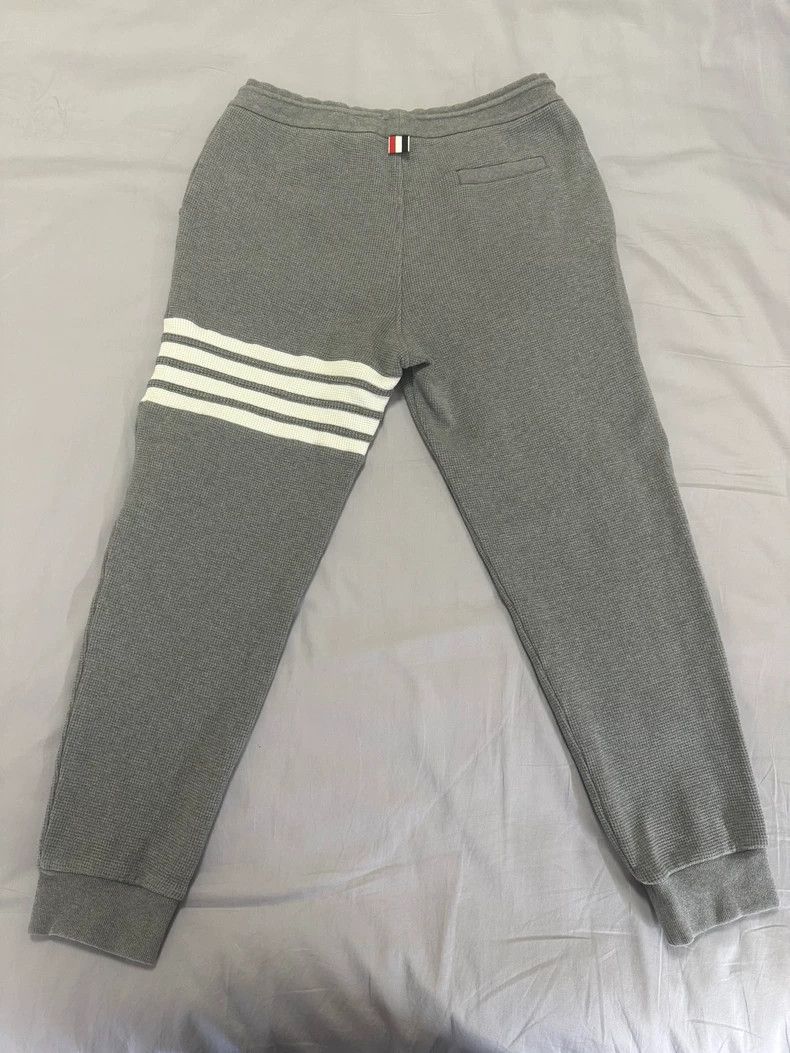 Thom Browne Thom Browne Classic Grey Jogger Pants-dmc Size US 26 / EU 42 - 3 Thumbnail