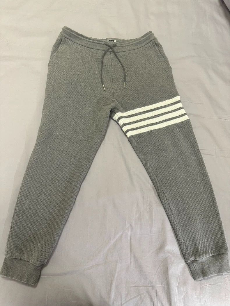 Thom Browne Thom Browne Classic Grey Jogger Pants-dmc Size US 26 / EU 42 - 2 Thumbnail