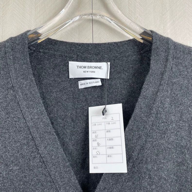 Thom Browne Thom Browne Gray Cashmere Cardigan-dmc Size US M / EU 48-50 / 2 - 2 Thumbnail