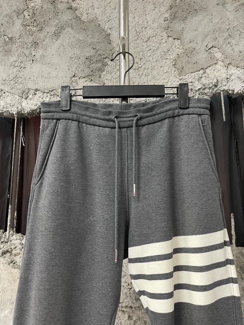 Thom Browne Thom Browne Gray Sweatpants Sports Long Pants-dmc Size US 26 / EU 42 - 3 Thumbnail