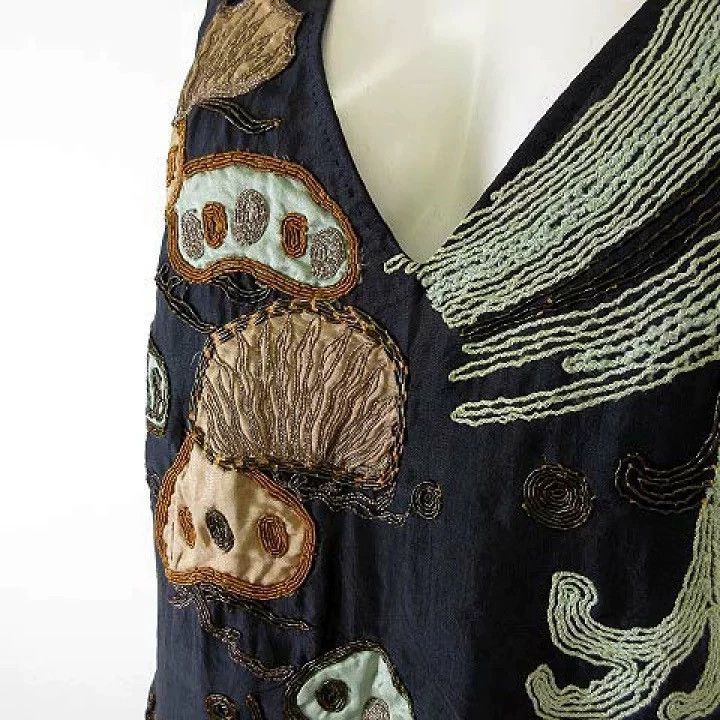 Dries Van Noten Dries Van Noten Embroidered Sleeveless Top-dmc Size US M / EU 48-50 / 2 - 8 Thumbnail