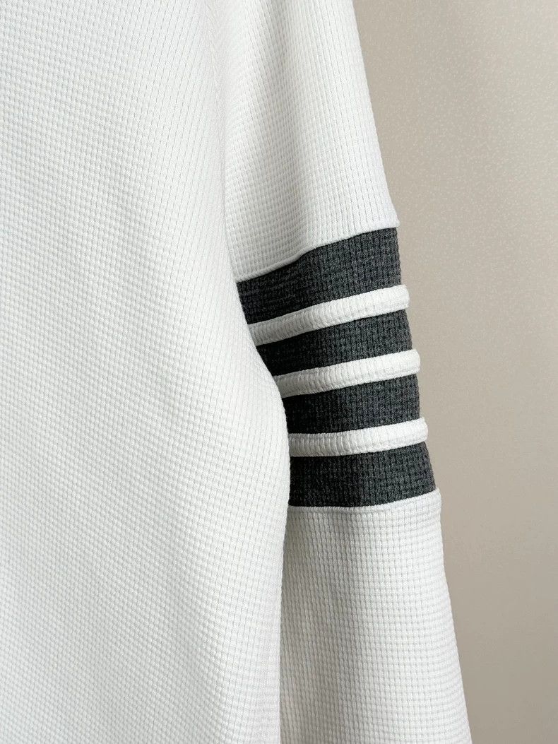Thom Browne Thom Browne Waffle Crewneck Sweater Size 4-dmc Size US L / EU 52-54 / 3 - 3 Thumbnail