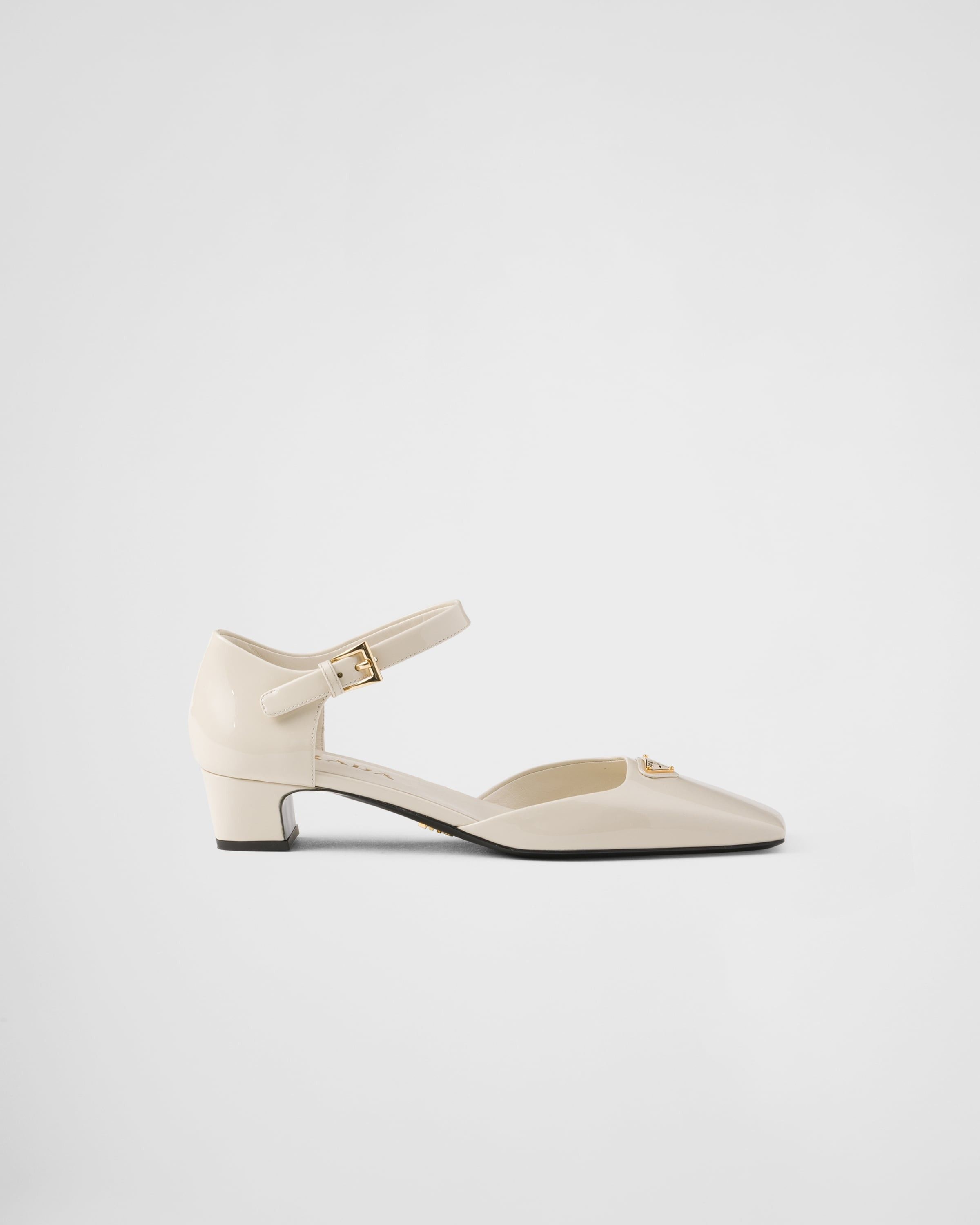 35mm patent-leather pumps in beige