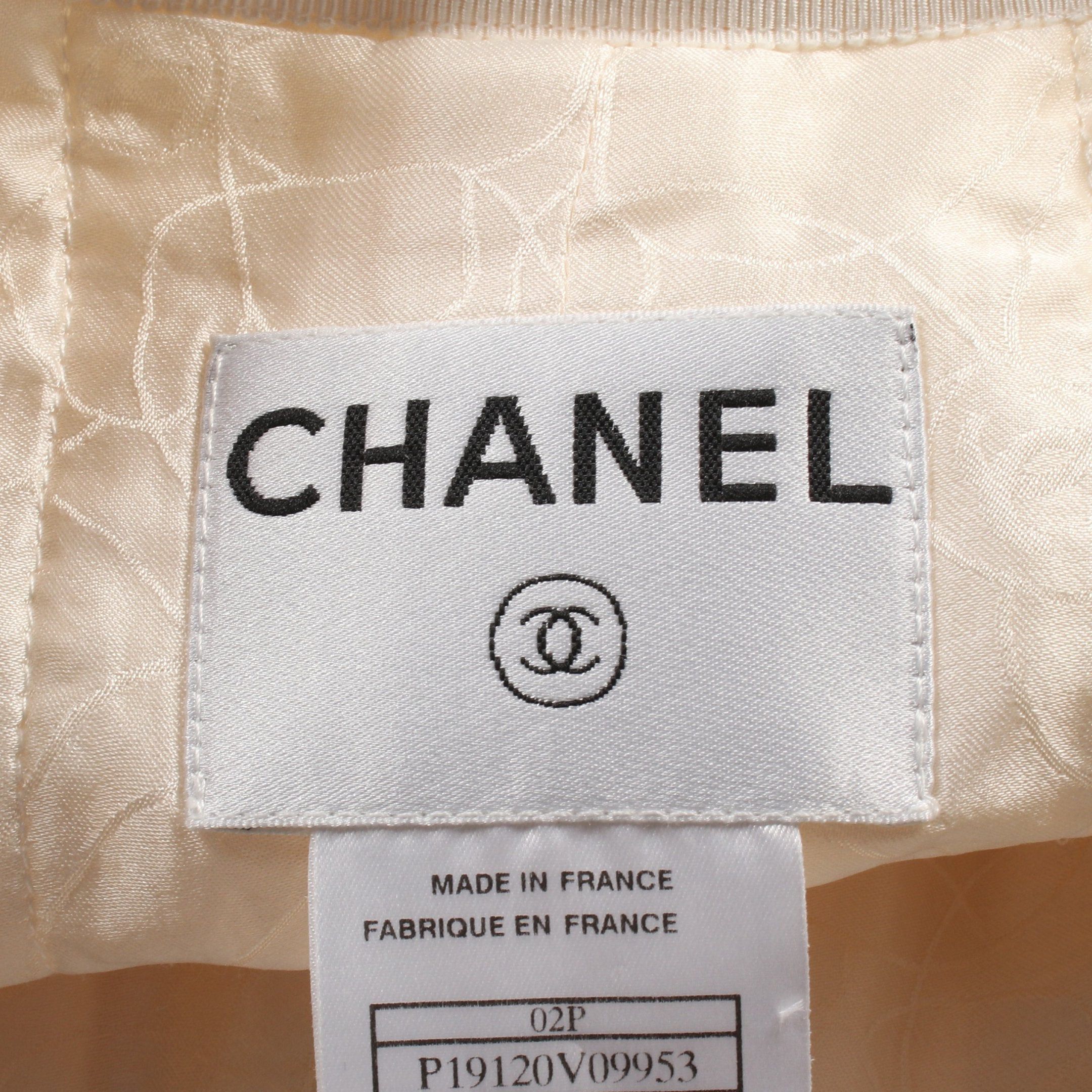 Chanel Chanel Cocomark Button No-Collar Jacket Nylon Wool Ivory Size ONE SIZE - 3 Thumbnail