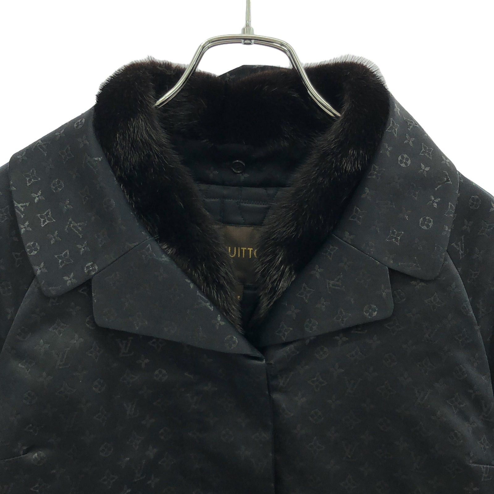 Louis Vuitton Louis Vuitton Coat Tailored Jacket Silk Beige Size ONE SIZE - 3 Thumbnail