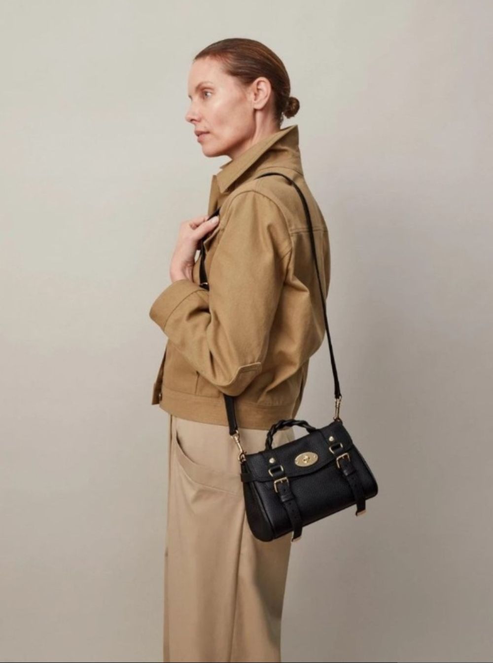 Mulberry Handbag 'Alexa' Mini with Adjustable Shoulder Strap and Woven Handle in Black Pebbled Leather for Women Size ONE SIZE - 5 Thumbnail