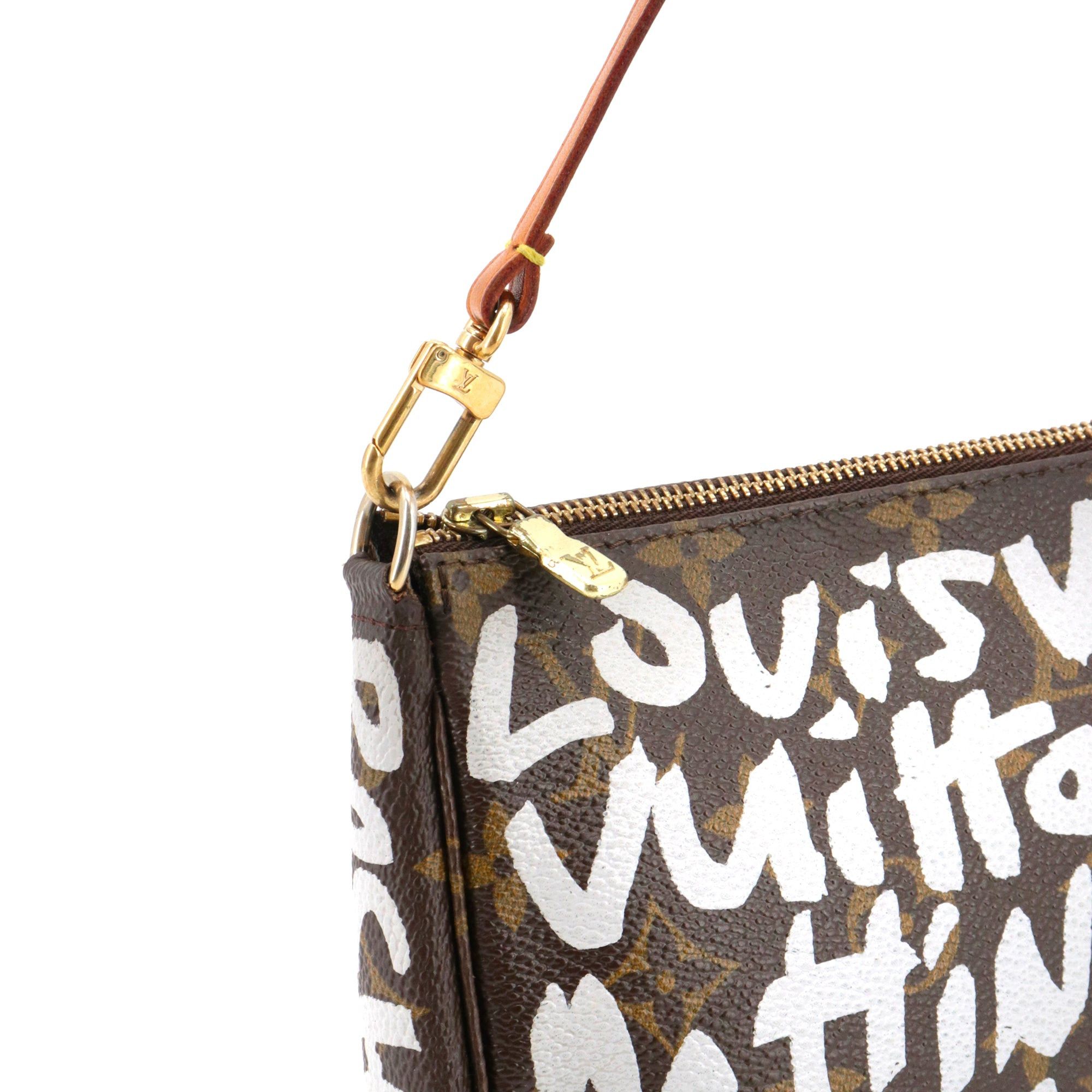 Louis Vuitton LOUIS VUITTON - Louis Vuitton x Stephen Sprouse Accessories Pouch in graffiti monogram canvas Size ONE SIZE - 5 Thumbnail