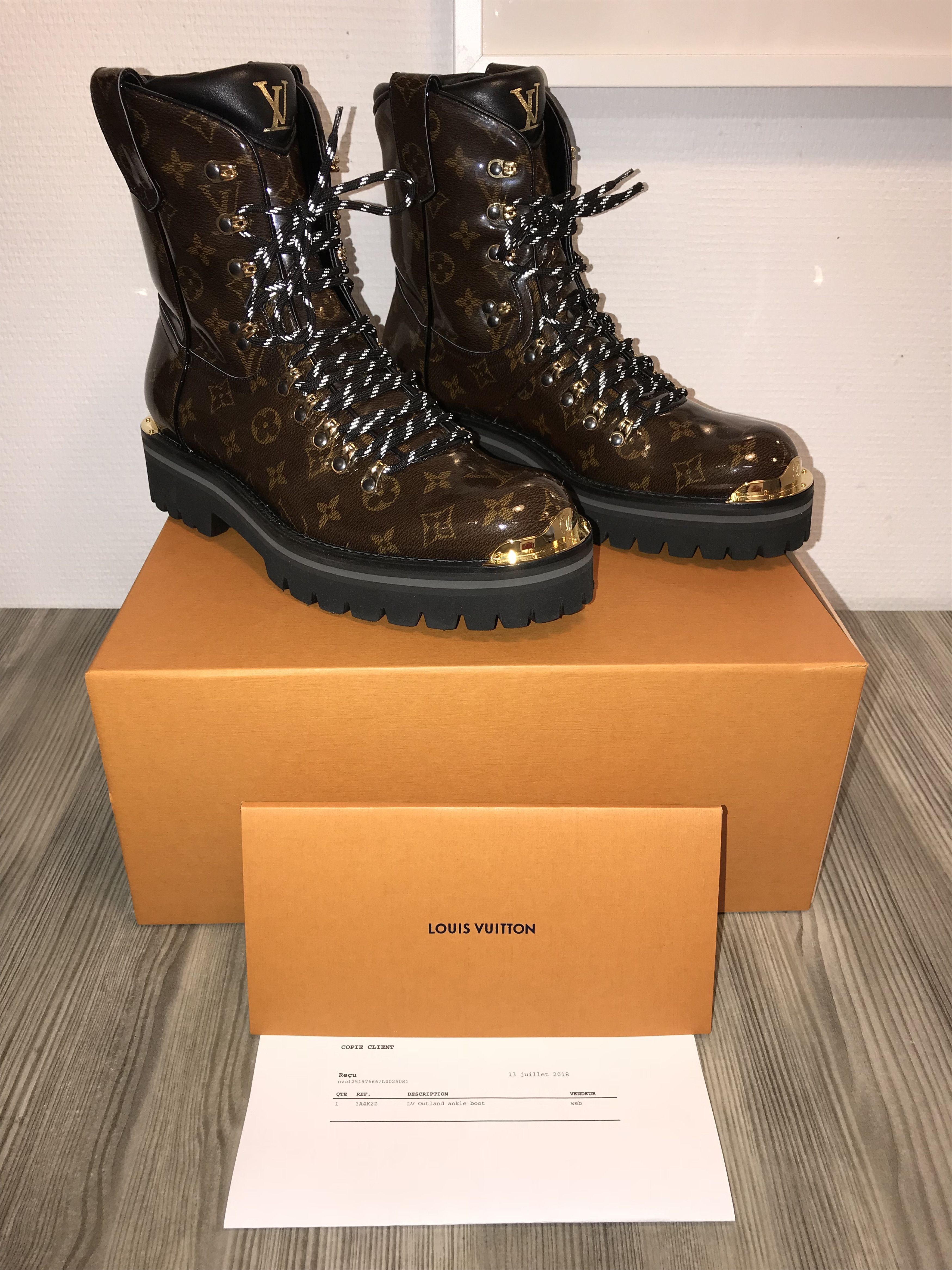 Louis Vuitton Outland Ankle Boots