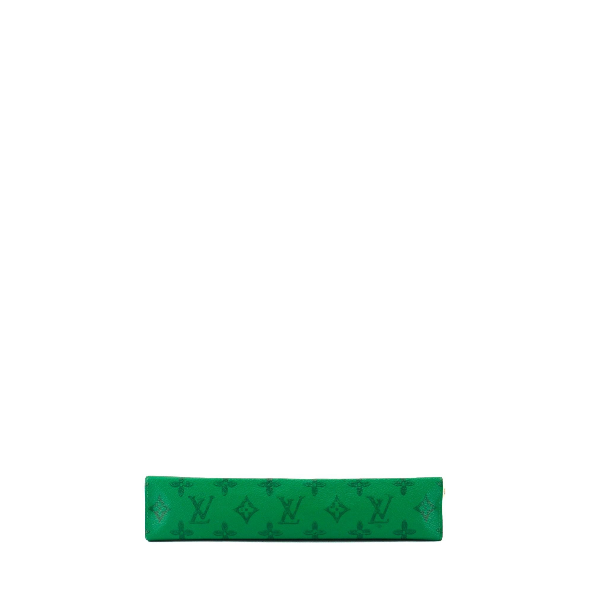 Louis Vuitton LOUIS VUITTON - Louis Vuitton MM Everyday Voyage Pochette in green monogram canvas Size ONE SIZE - 4 Thumbnail