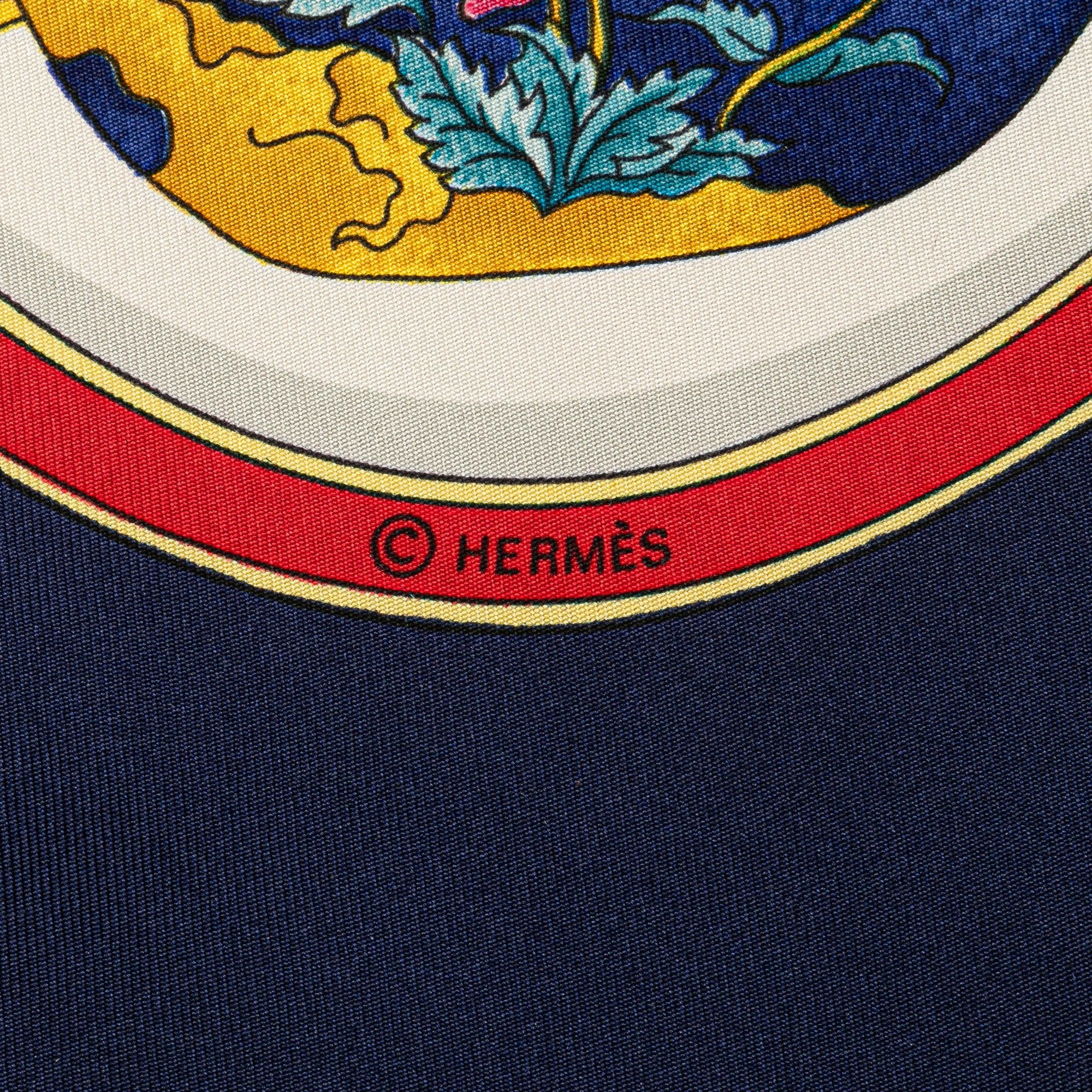 Hermes Hermès Qu Importe Le Flacon Silk Scarf White Size ONE SIZE - 3 Thumbnail