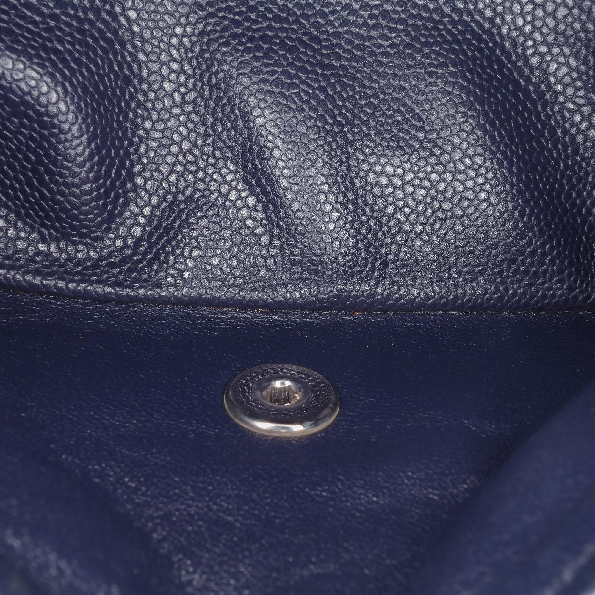 Chanel Chanel Medium Classic Caviar Double Flap Blue Size ONE SIZE - 5 Thumbnail