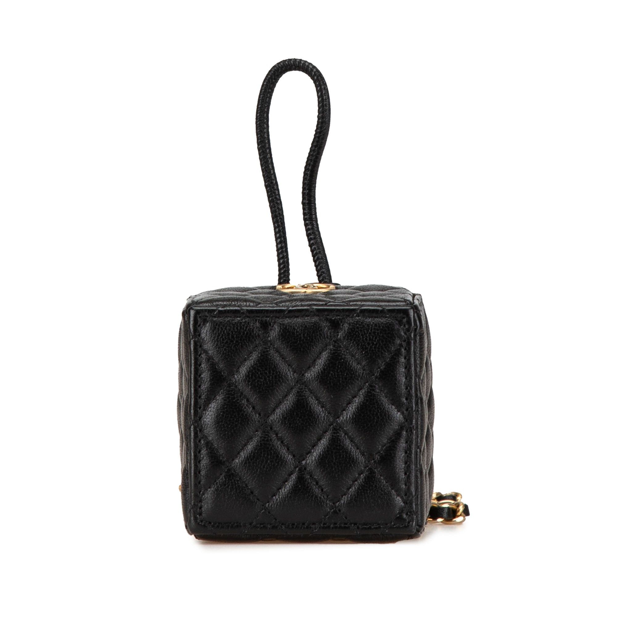 Chanel Chanel Mini Quilted Calfskin Drawstring Bucket Bag Black Size ONE SIZE - 3 Thumbnail