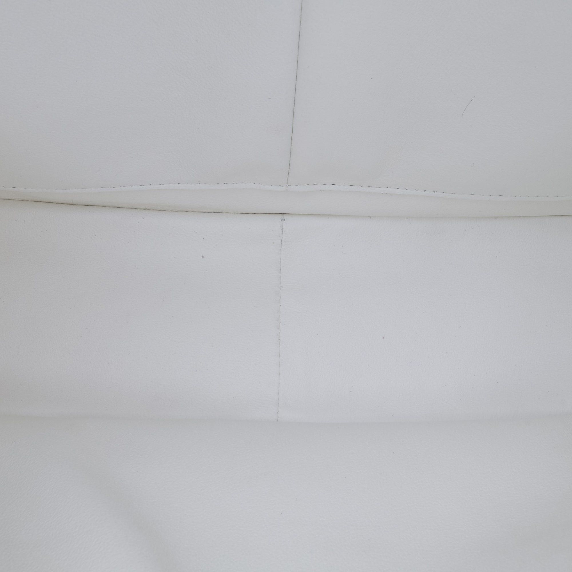 Chanel Chanel Jumbo Classic Caviar Double Flap White Size ONE SIZE - 4 Thumbnail