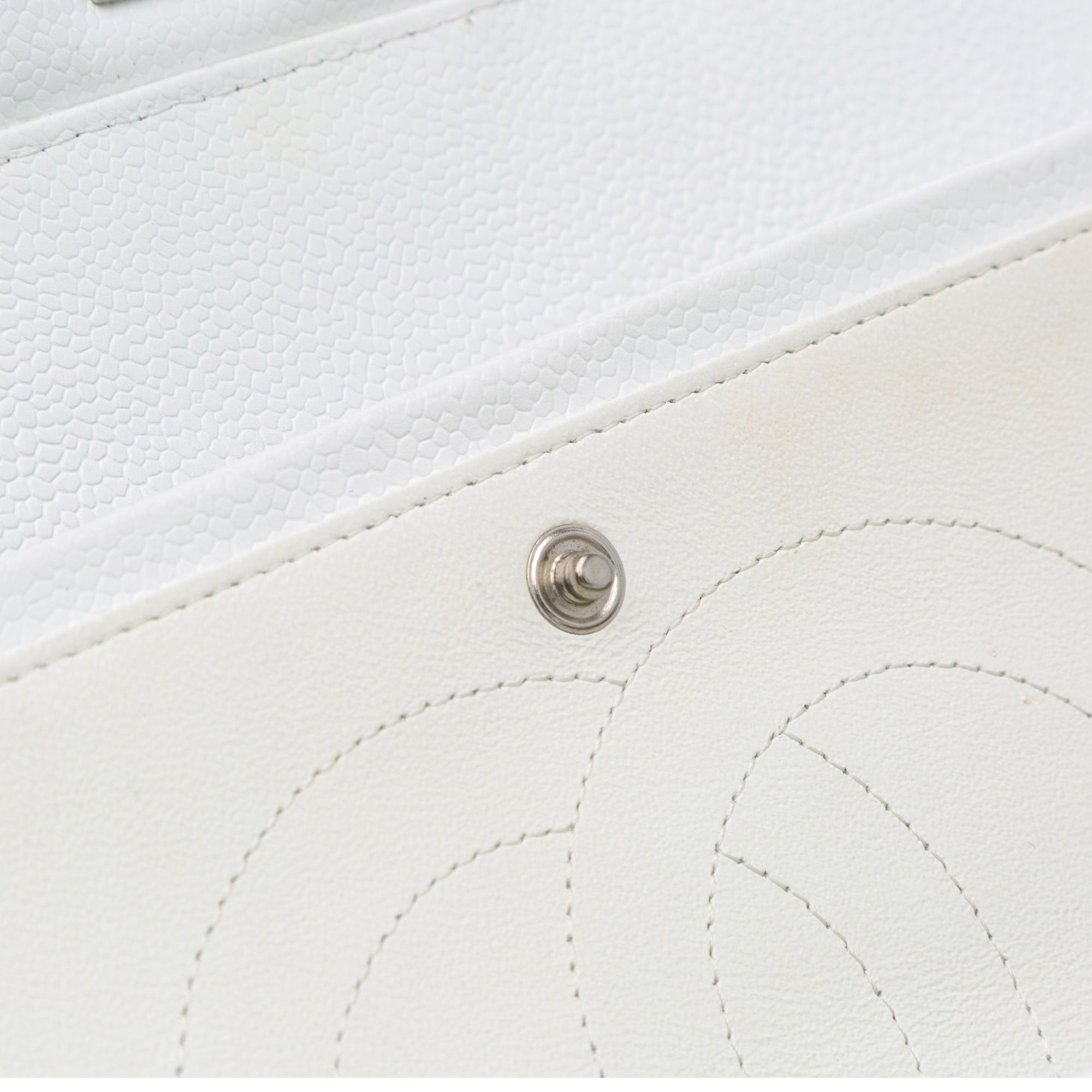 Chanel Chanel Jumbo Classic Caviar Double Flap White Size ONE SIZE - 11 Thumbnail