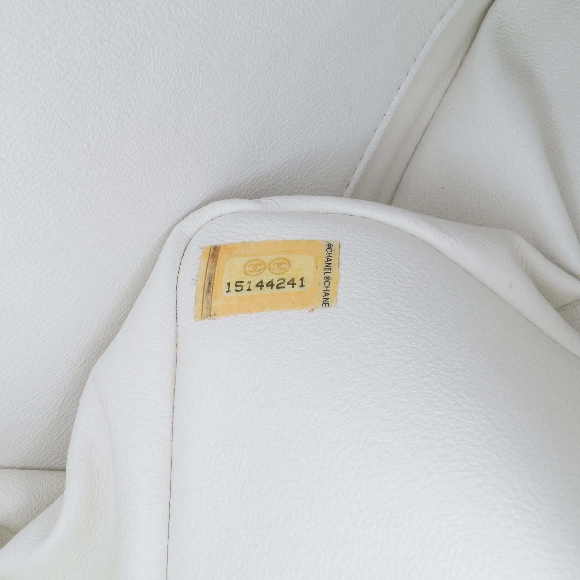 Chanel Chanel Jumbo Classic Caviar Double Flap White Size ONE SIZE - 8 Thumbnail