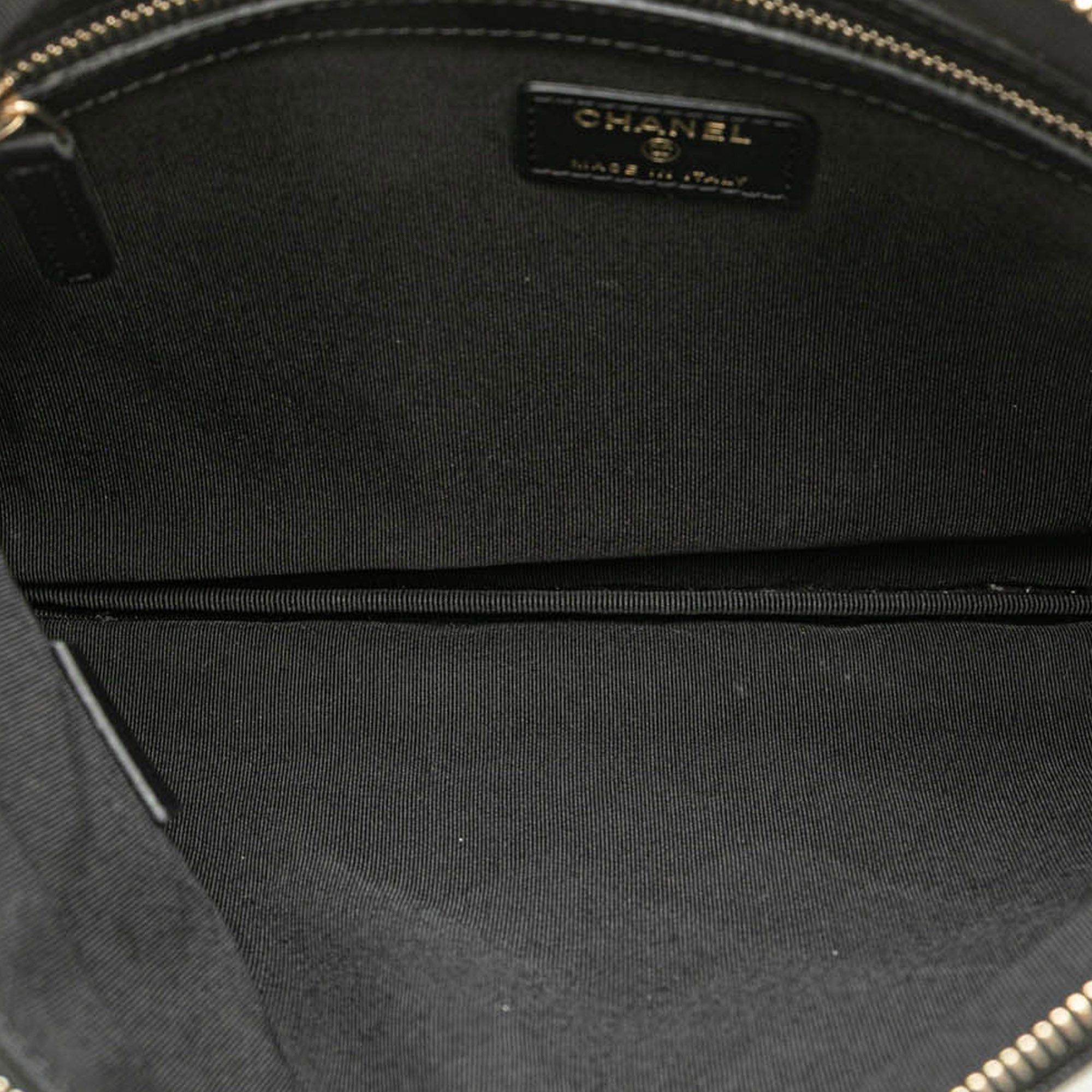 Chanel Chanel Medium Quilted Caviar Boy O Case Clutch Black Size ONE SIZE - 4 Thumbnail