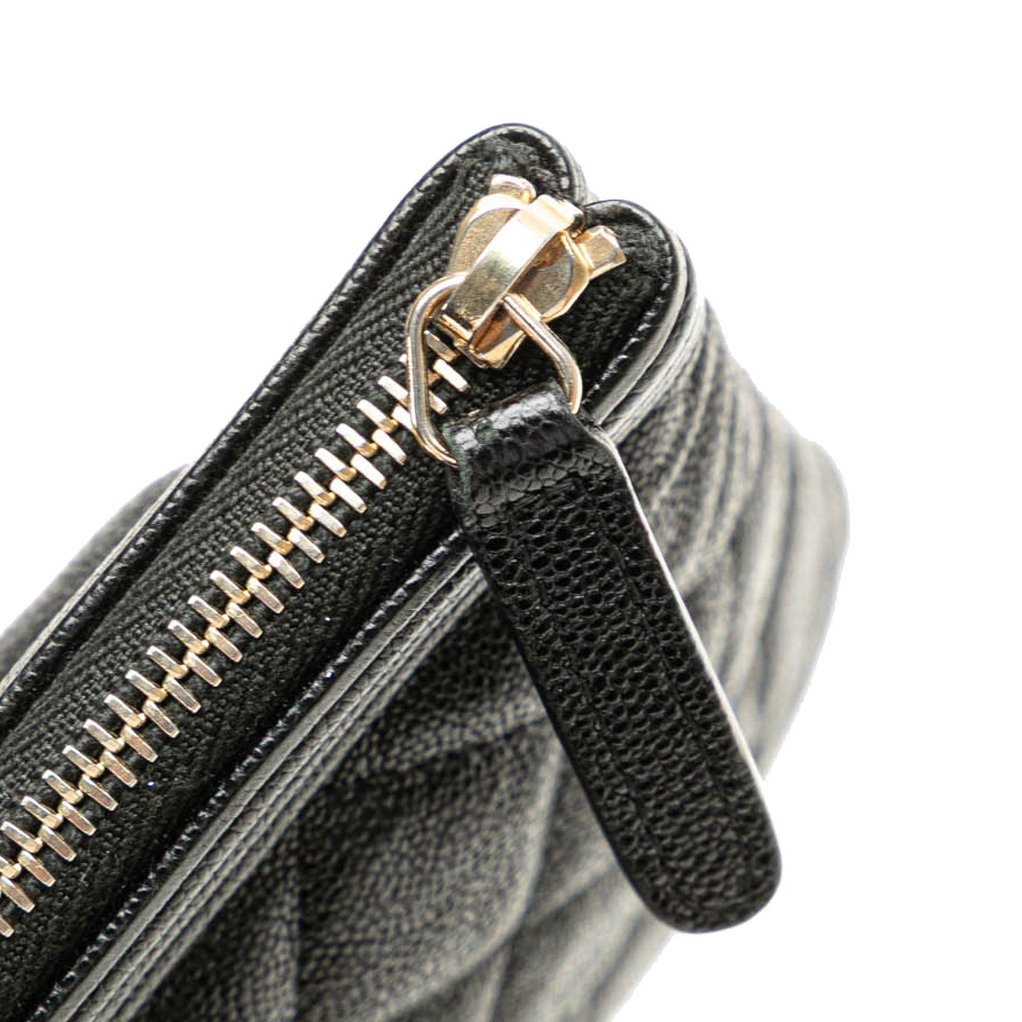 Chanel Chanel Medium Quilted Caviar Boy O Case Clutch Black Size ONE SIZE - 7 Thumbnail