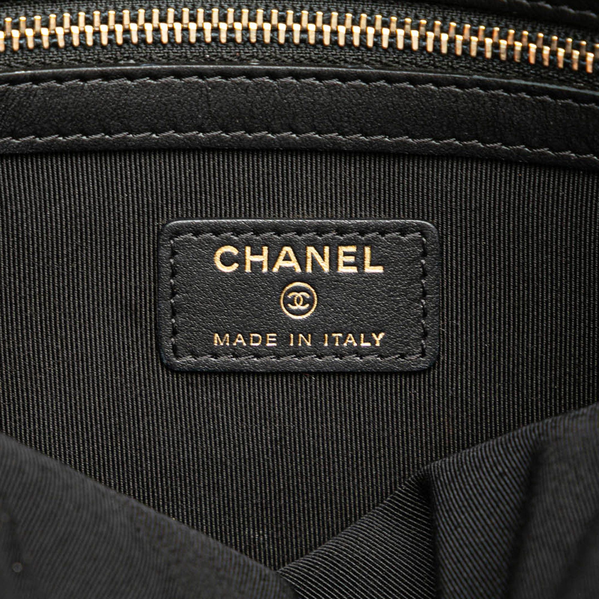 Chanel Chanel Medium Quilted Caviar Boy O Case Clutch Black Size ONE SIZE - 5 Thumbnail