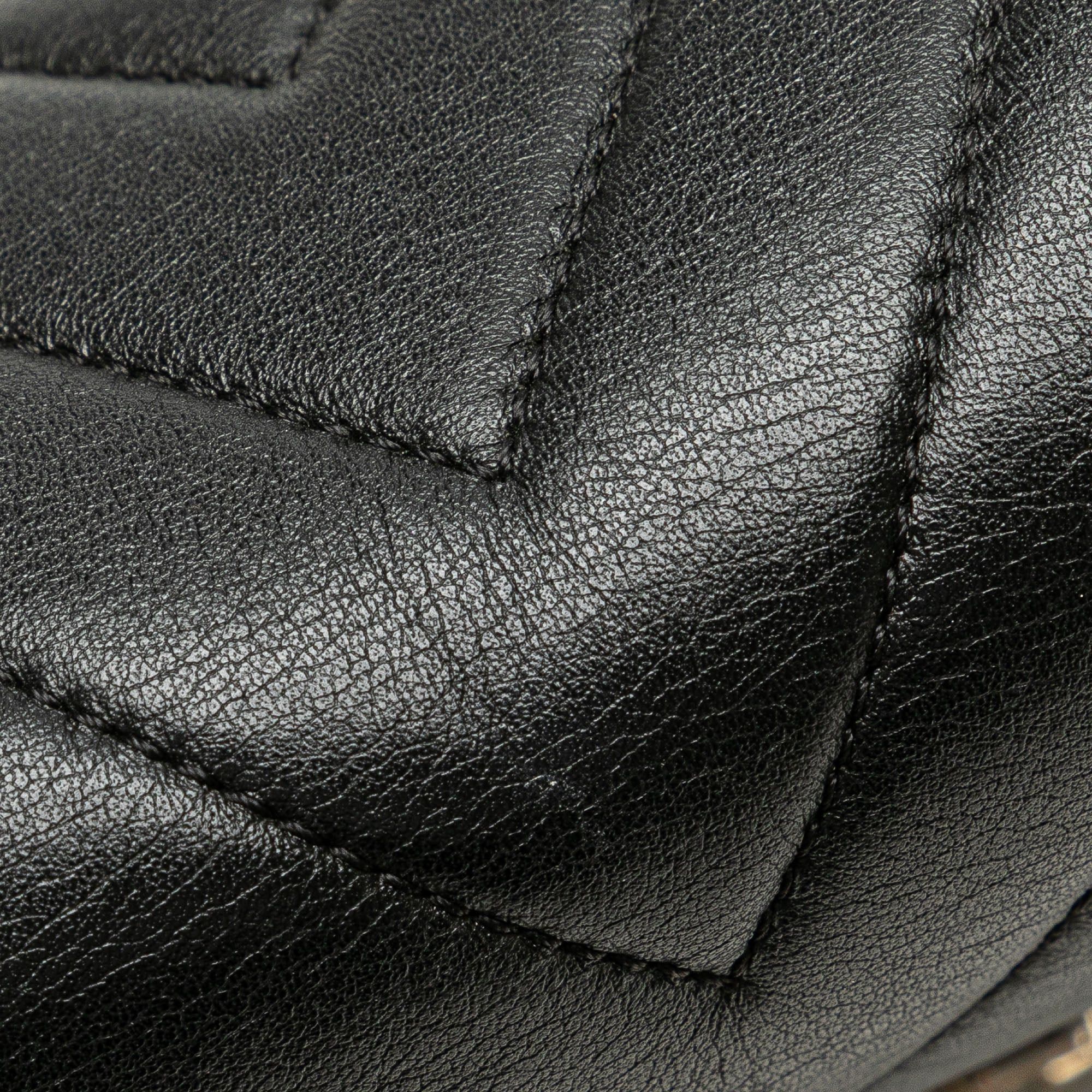 Chanel Chanel Medium Calfskin Chevron Boy Flap Black Size ONE SIZE - 10 Thumbnail