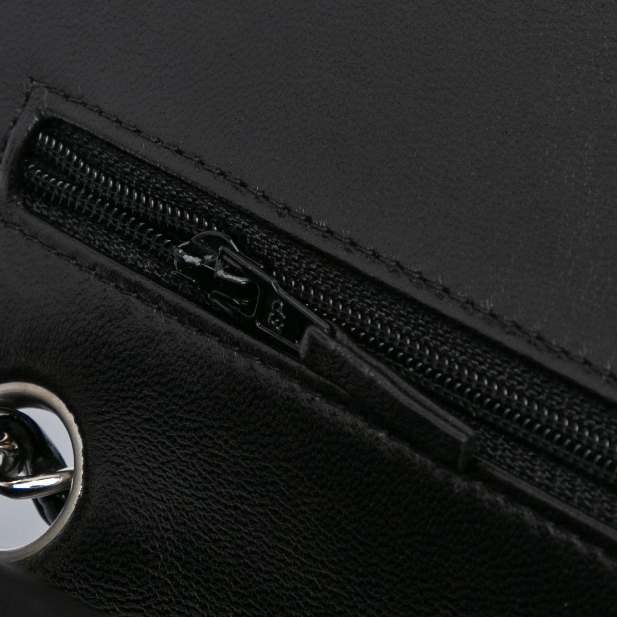 Chanel Chanel Medium Classic Patent Double Flap Black Size ONE SIZE - 10 Thumbnail