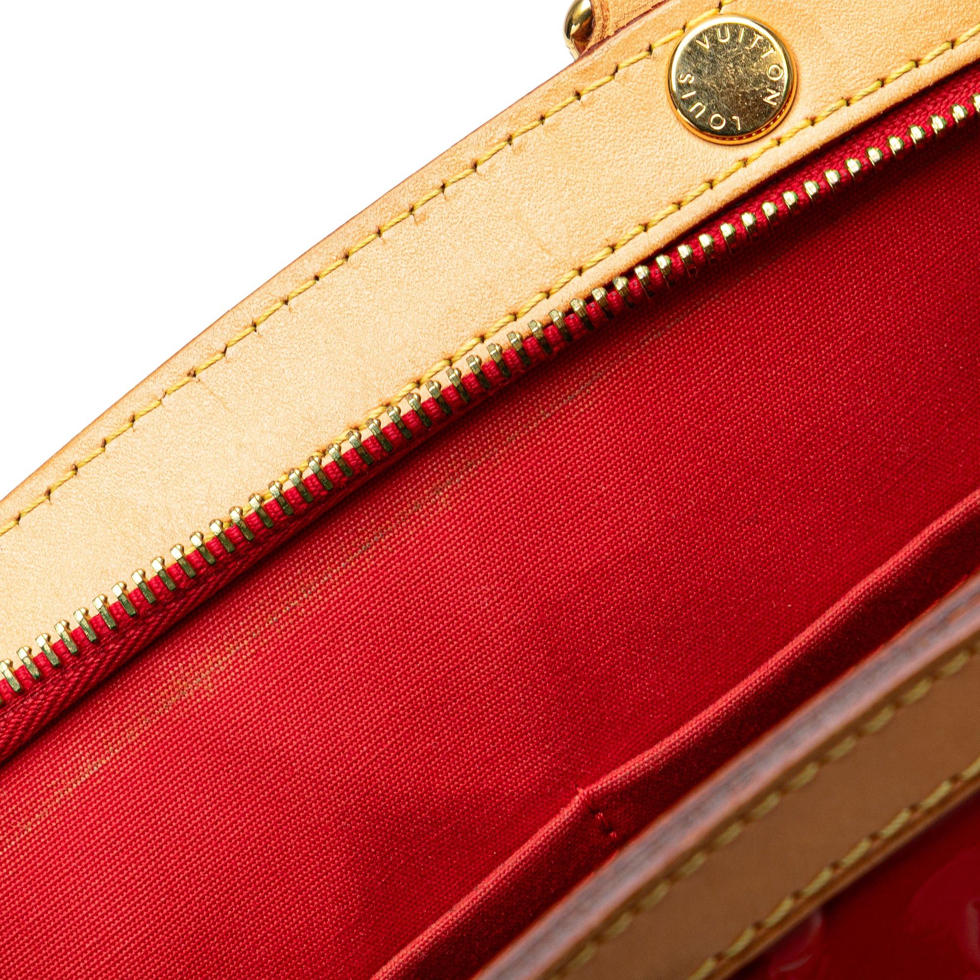 Louis Vuitton Louis Vuitton Monogram Vernis Brea MM Red Size ONE SIZE - 9 Thumbnail