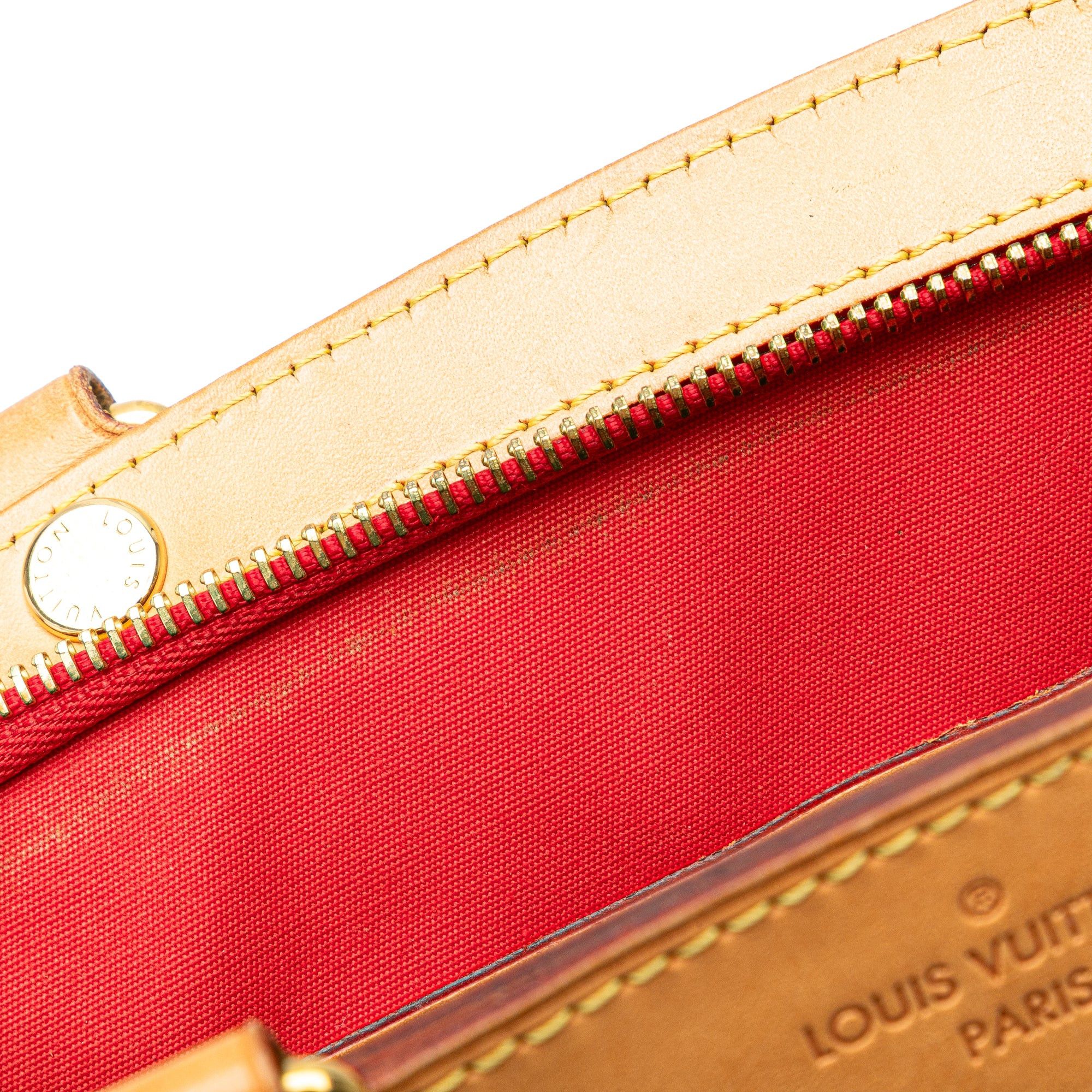 Louis Vuitton Louis Vuitton Monogram Vernis Brea MM Red Size ONE SIZE - 8 Thumbnail