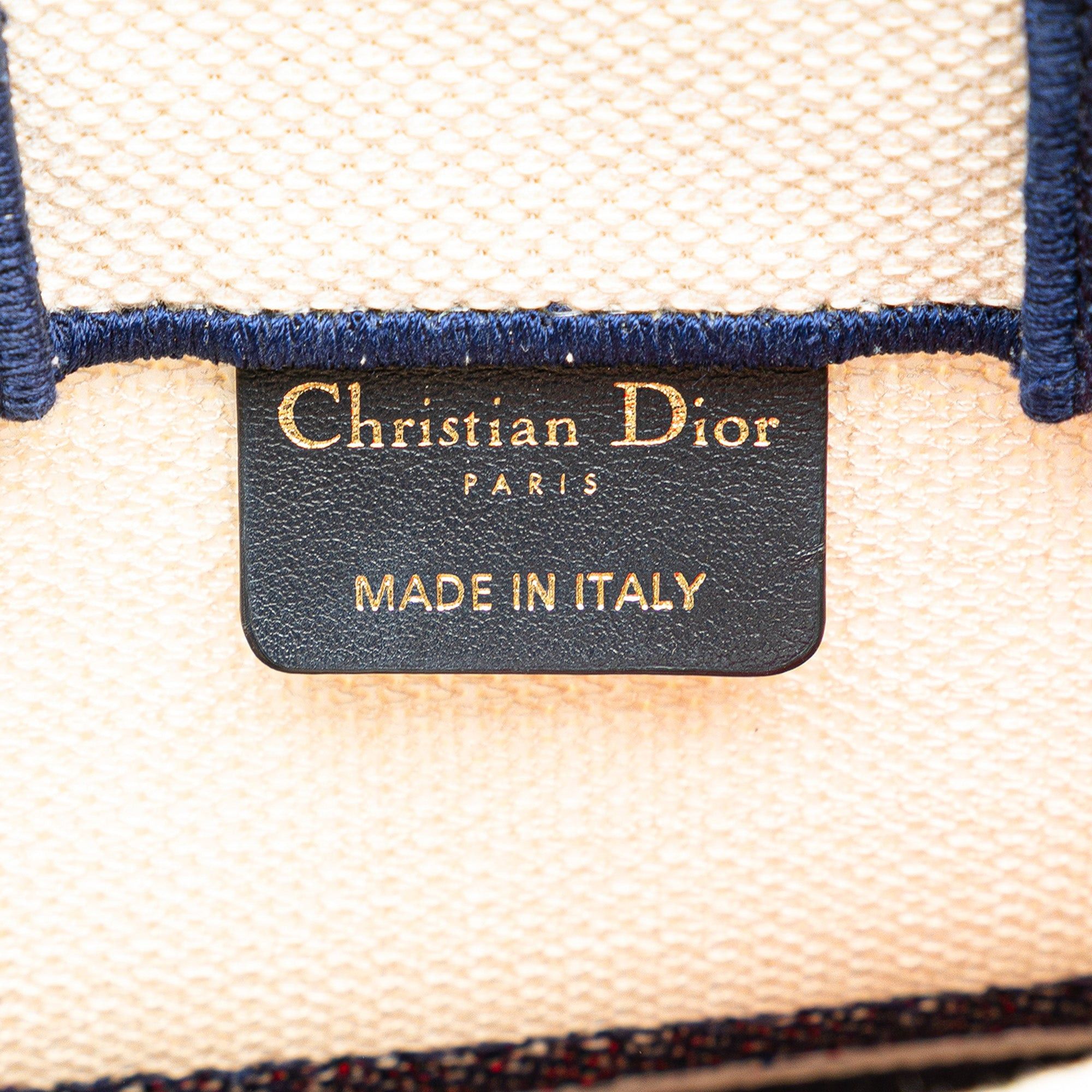 Dior Dior Canvas Embroidered I Love Paris Vertical Book Tote White Size ONE SIZE - 5 Thumbnail