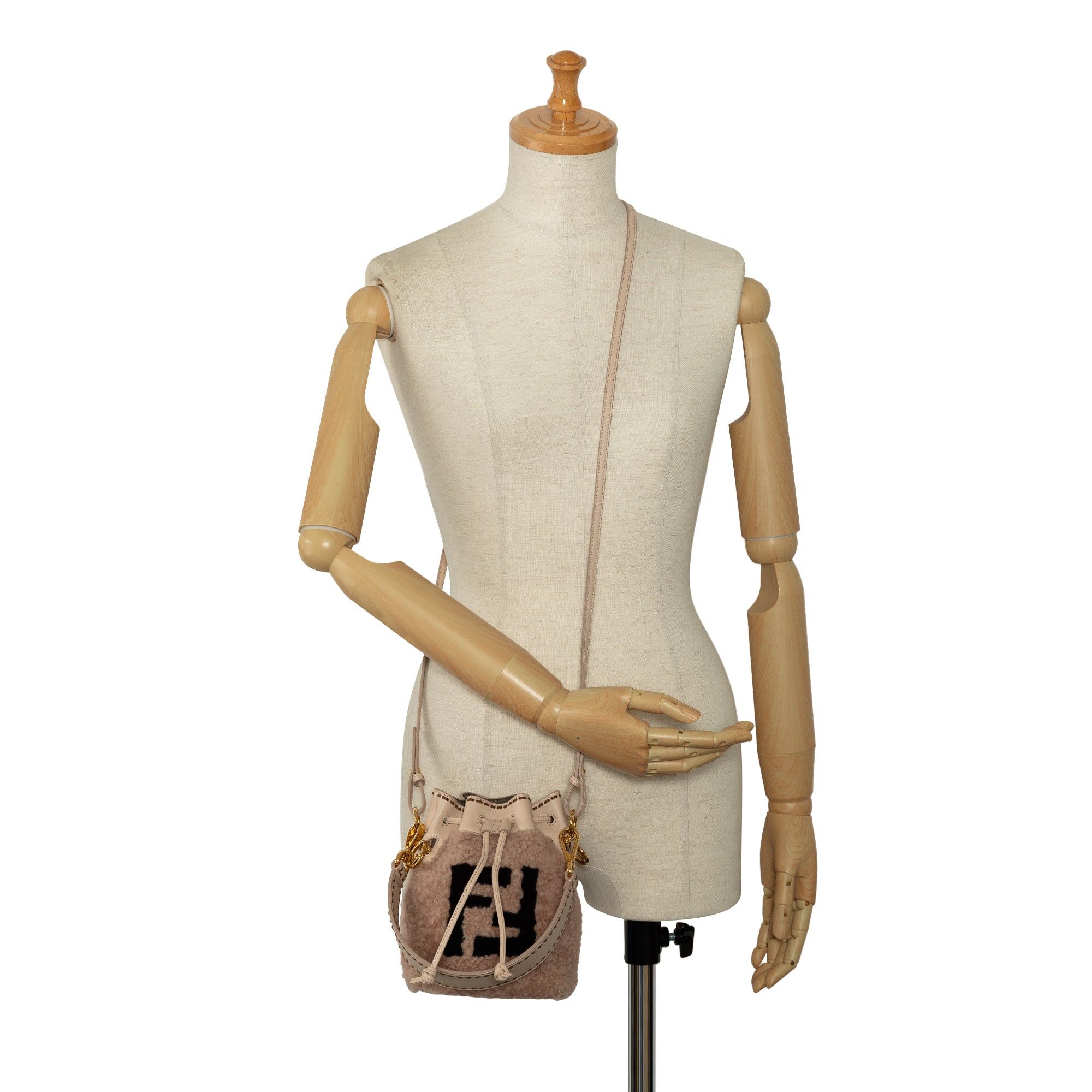 Fendi Fendi Shearling Mini Mon Tresor Bucket Bag Pink Size ONE SIZE - 9 Thumbnail