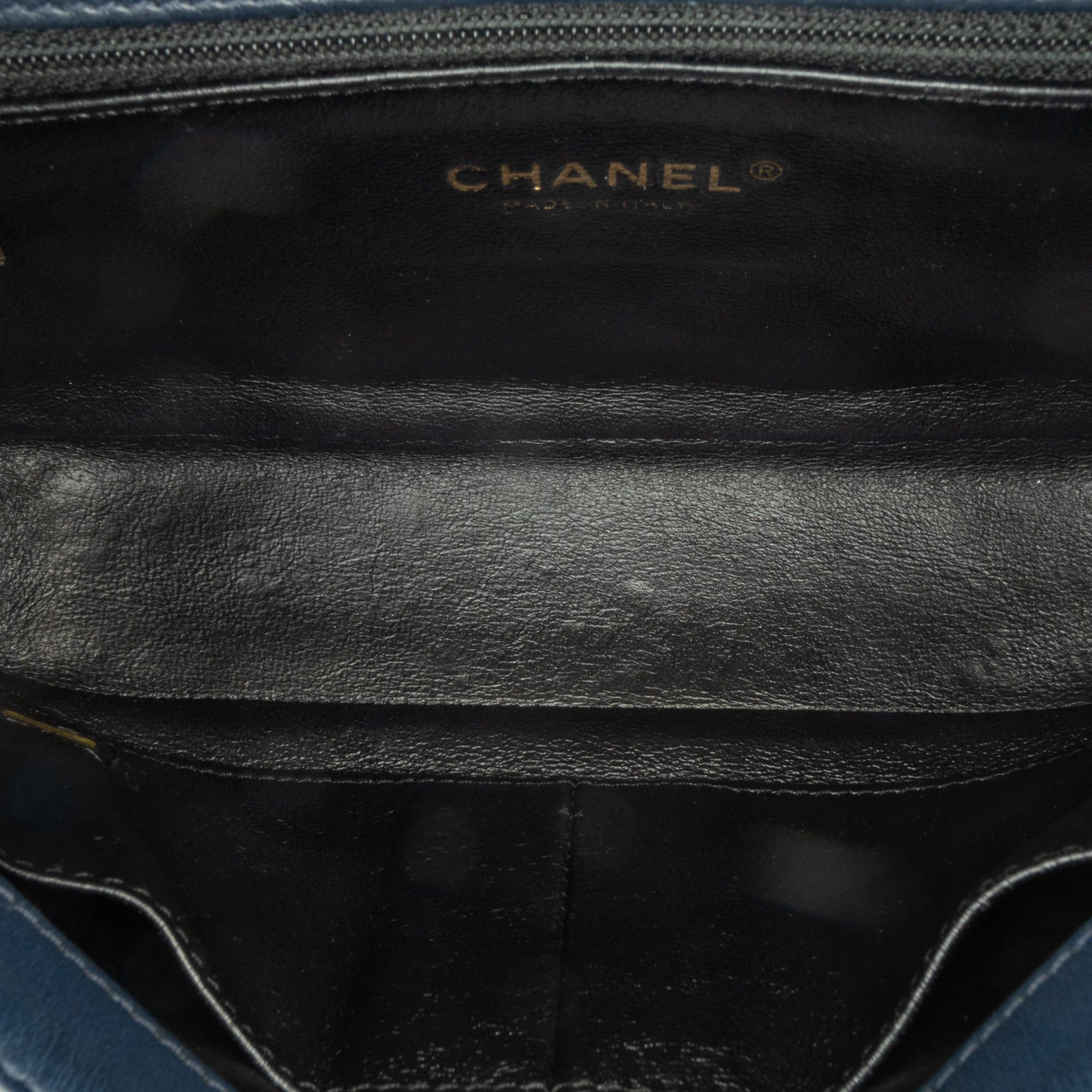 Chanel Chanel Small Bicolor Caviar CC Filigree Flap Blue Size ONE SIZE - 4 Thumbnail