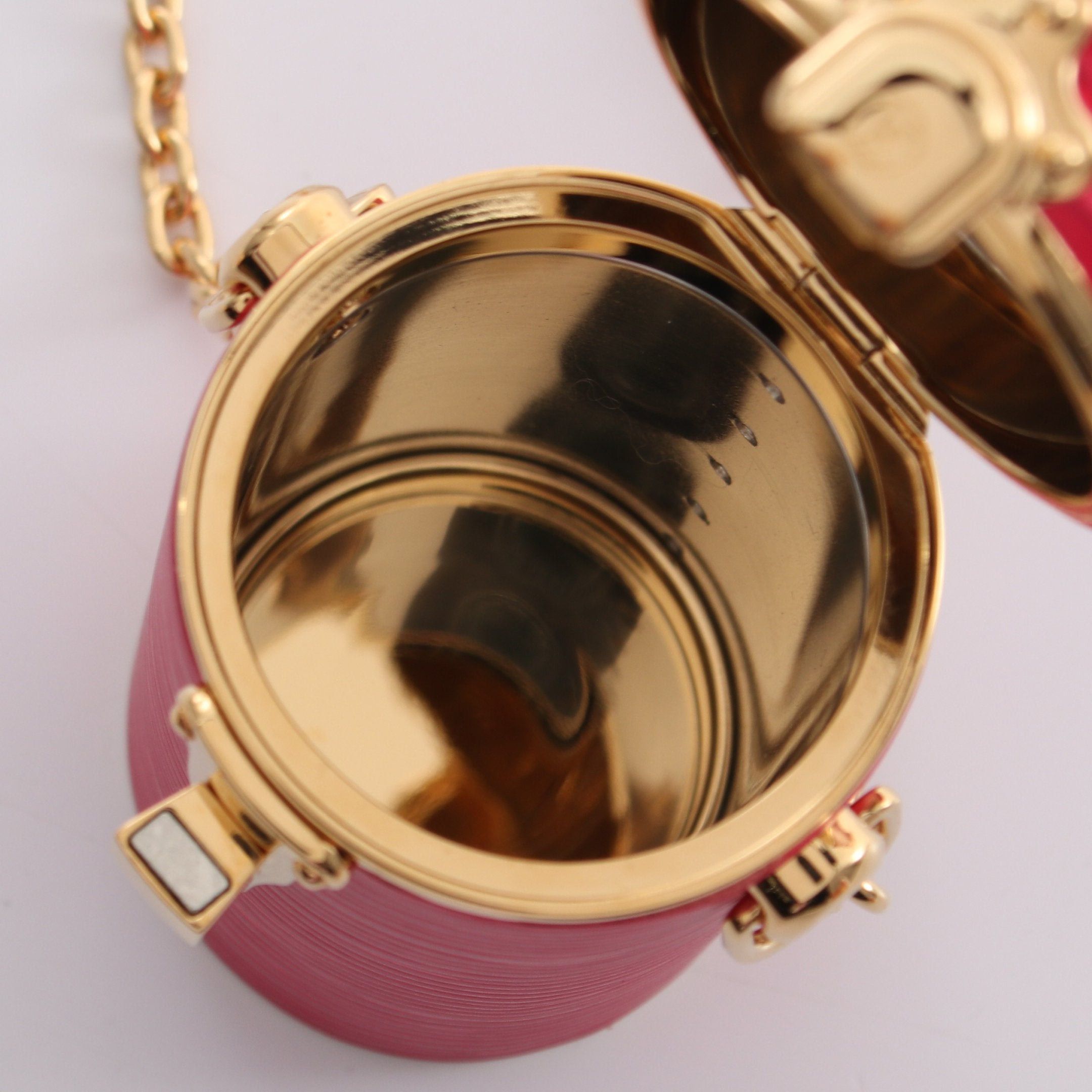 Louis Vuitton Louis Vuitton Lipstick Case Epi Accessory Leather Pink Gold With Chain Strap Size ONE SIZE - 3 Thumbnail