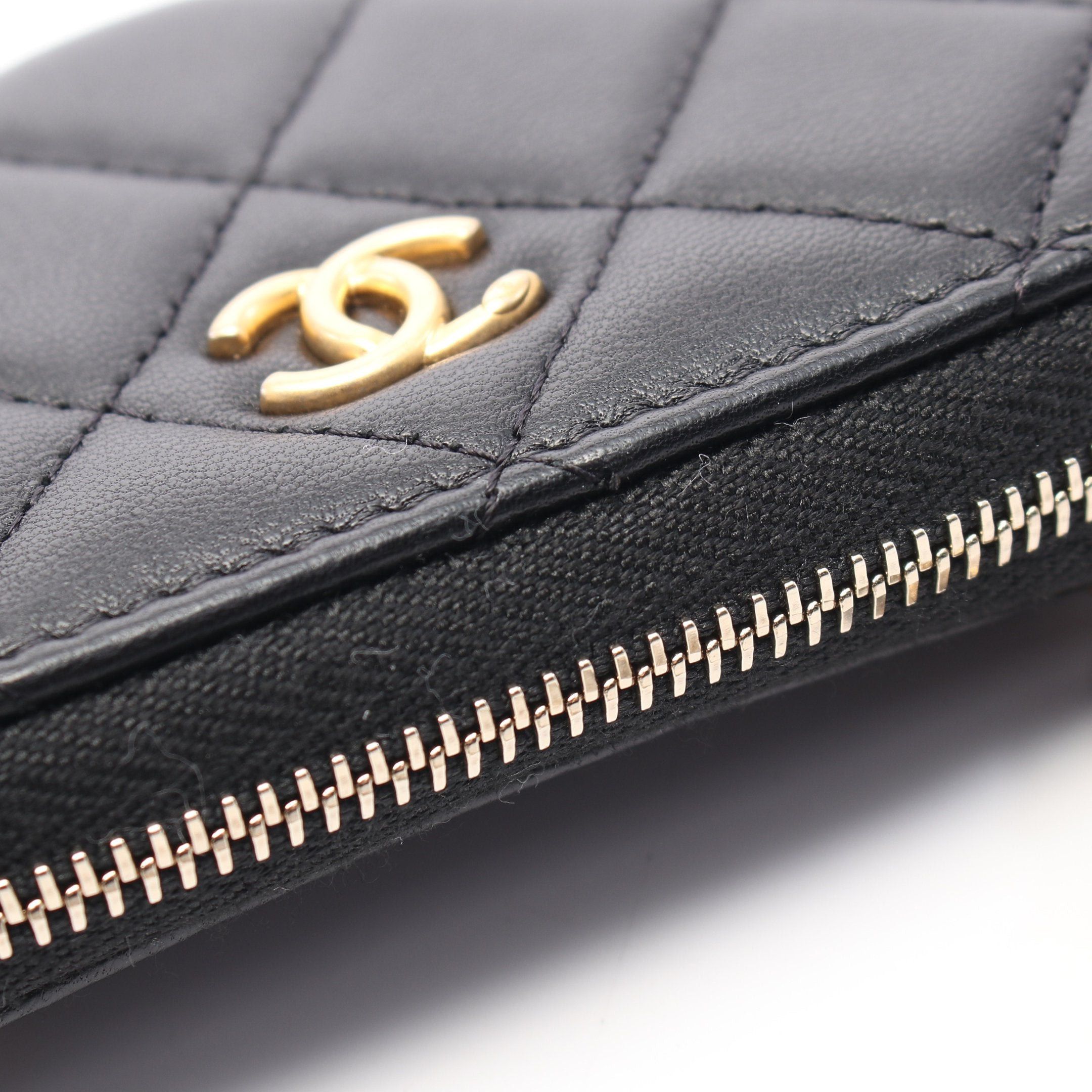 Chanel Chanel Matelasse Mini Chain Wallet Lambskin Black Gold Hardware Size ONE SIZE - 7 Thumbnail