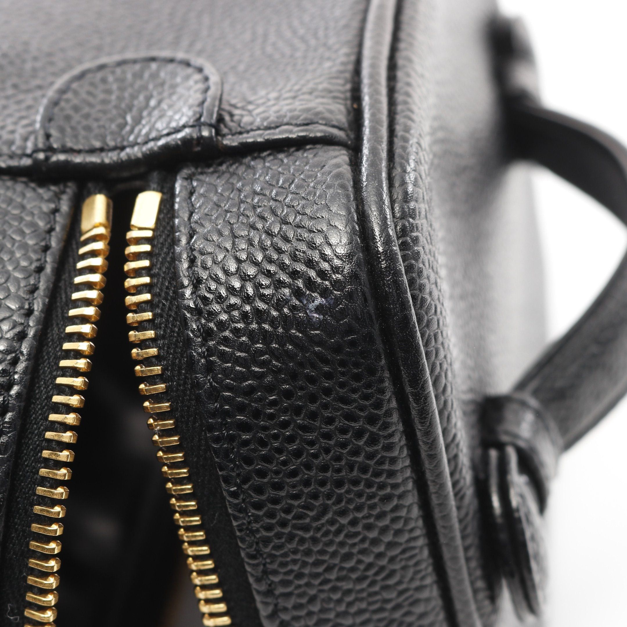 Chanel Chanel Coco Mark Handbag Vanity Bag Caviar Skin Black Gold Hardware Size ONE SIZE - 9 Thumbnail
