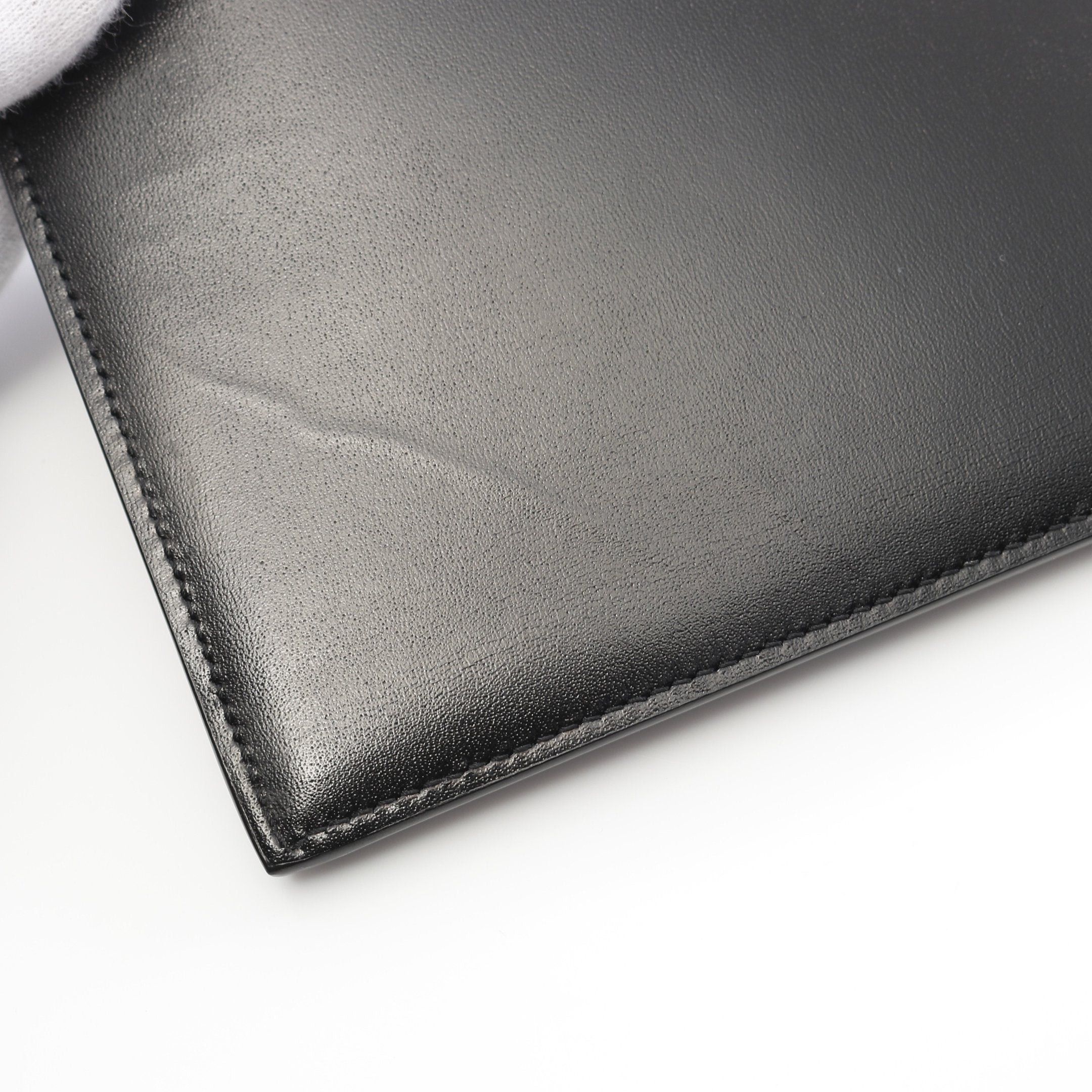 Yves Saint Laurent Yves Saint Laurent Clutch Bag Leather Black Size ONE SIZE - 6 Thumbnail