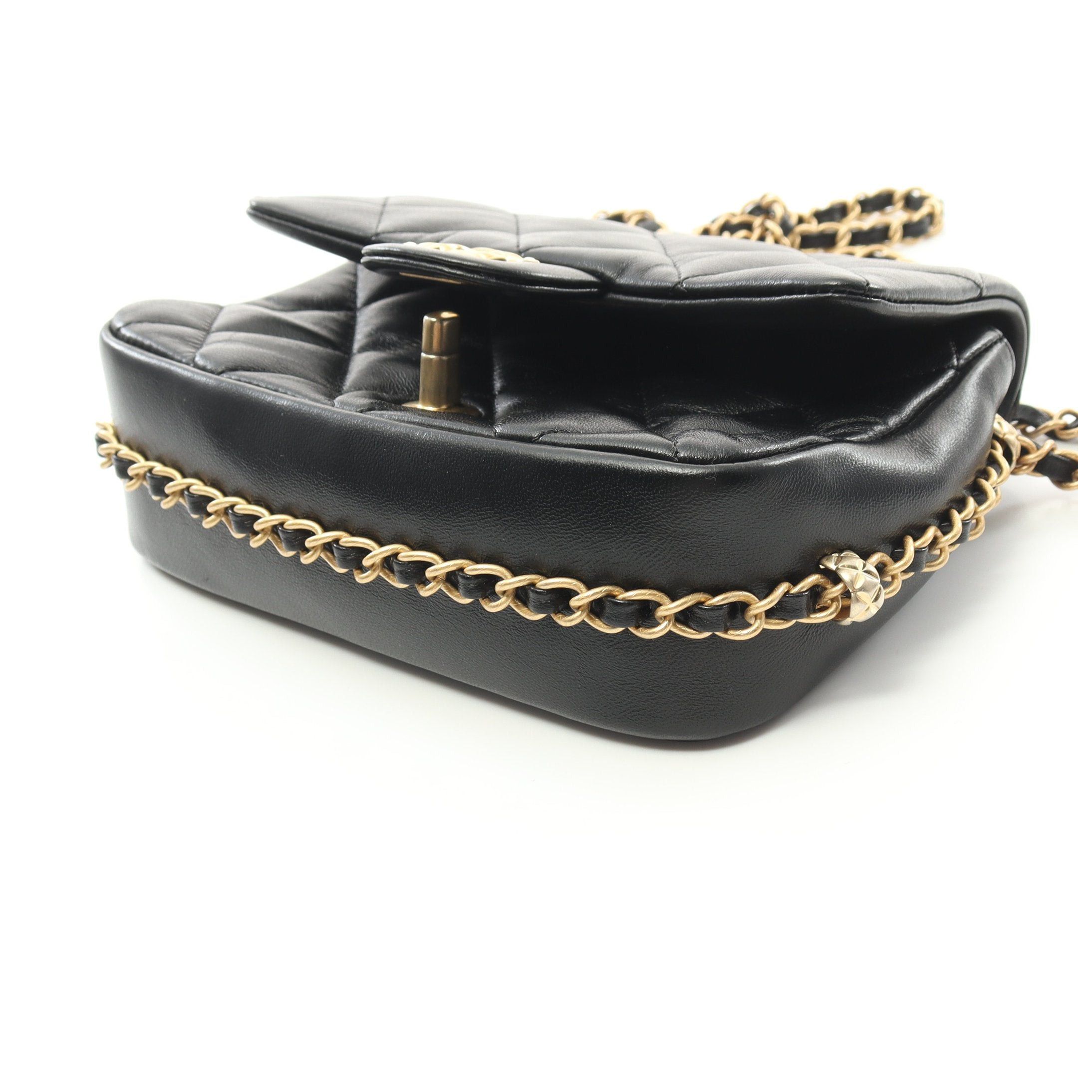 Chanel Chanel Matelasse Chain Shoulder Bag Lambskin Black Gold Hardware Size ONE SIZE - 9 Thumbnail