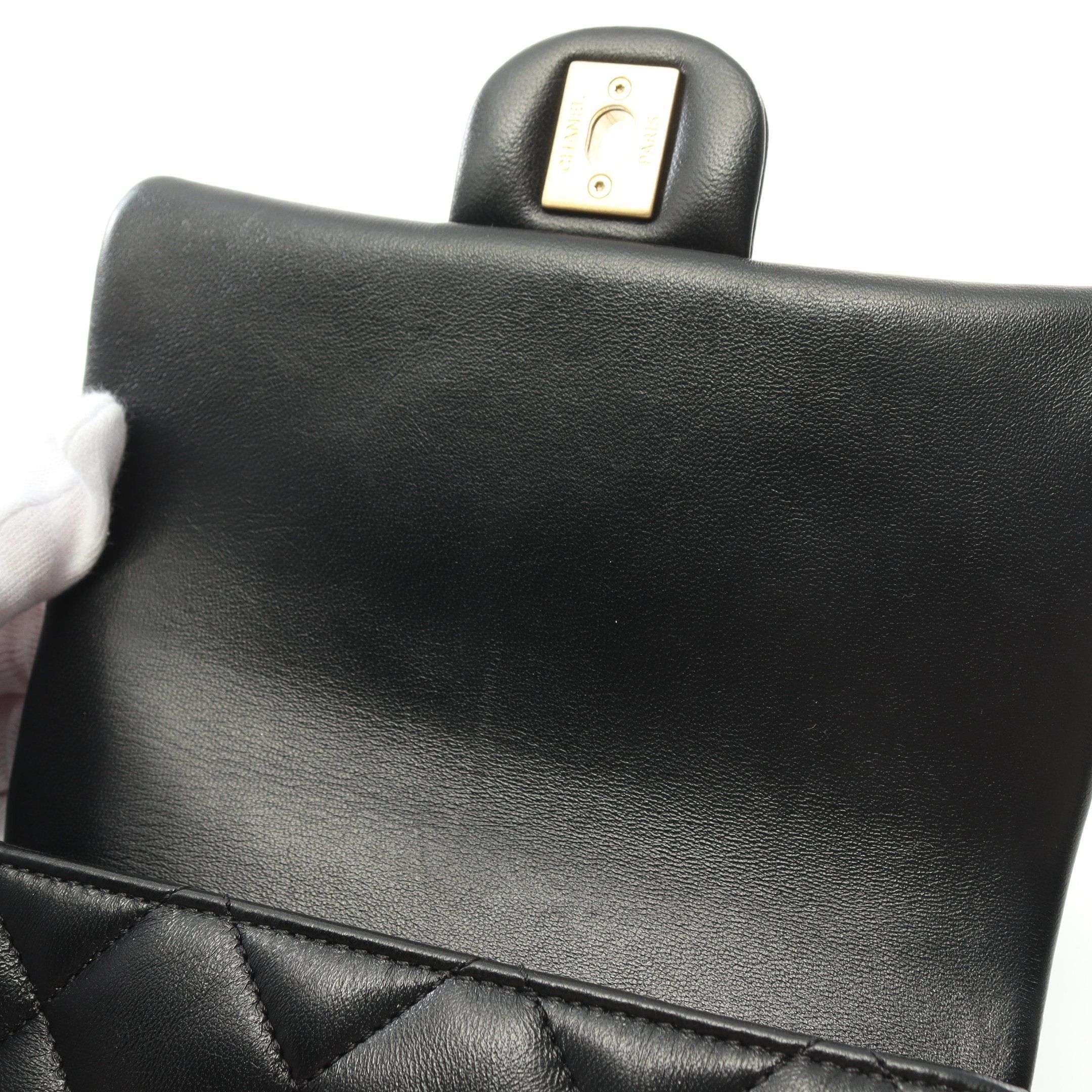 Chanel Chanel Matelasse Chain Shoulder Bag Lambskin Black Gold Hardware Size ONE SIZE - 6 Thumbnail