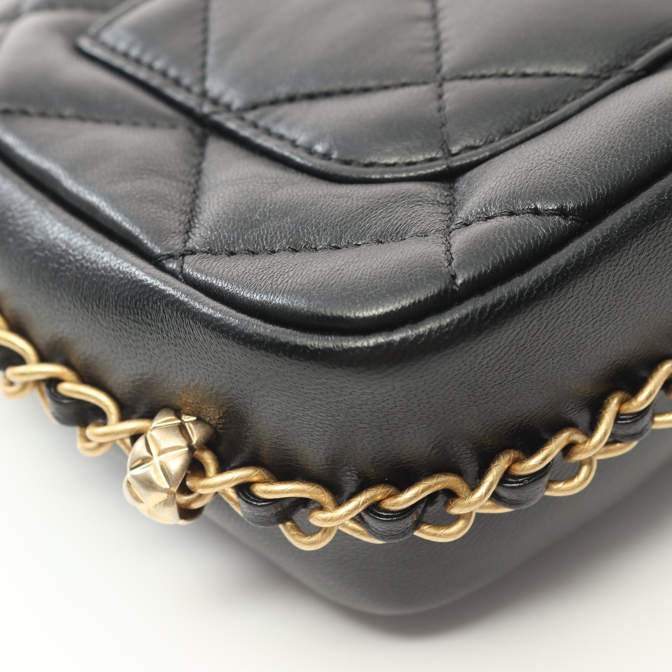 Chanel Chanel Matelasse Chain Shoulder Bag Lambskin Black Gold Hardware Size ONE SIZE - 7 Thumbnail