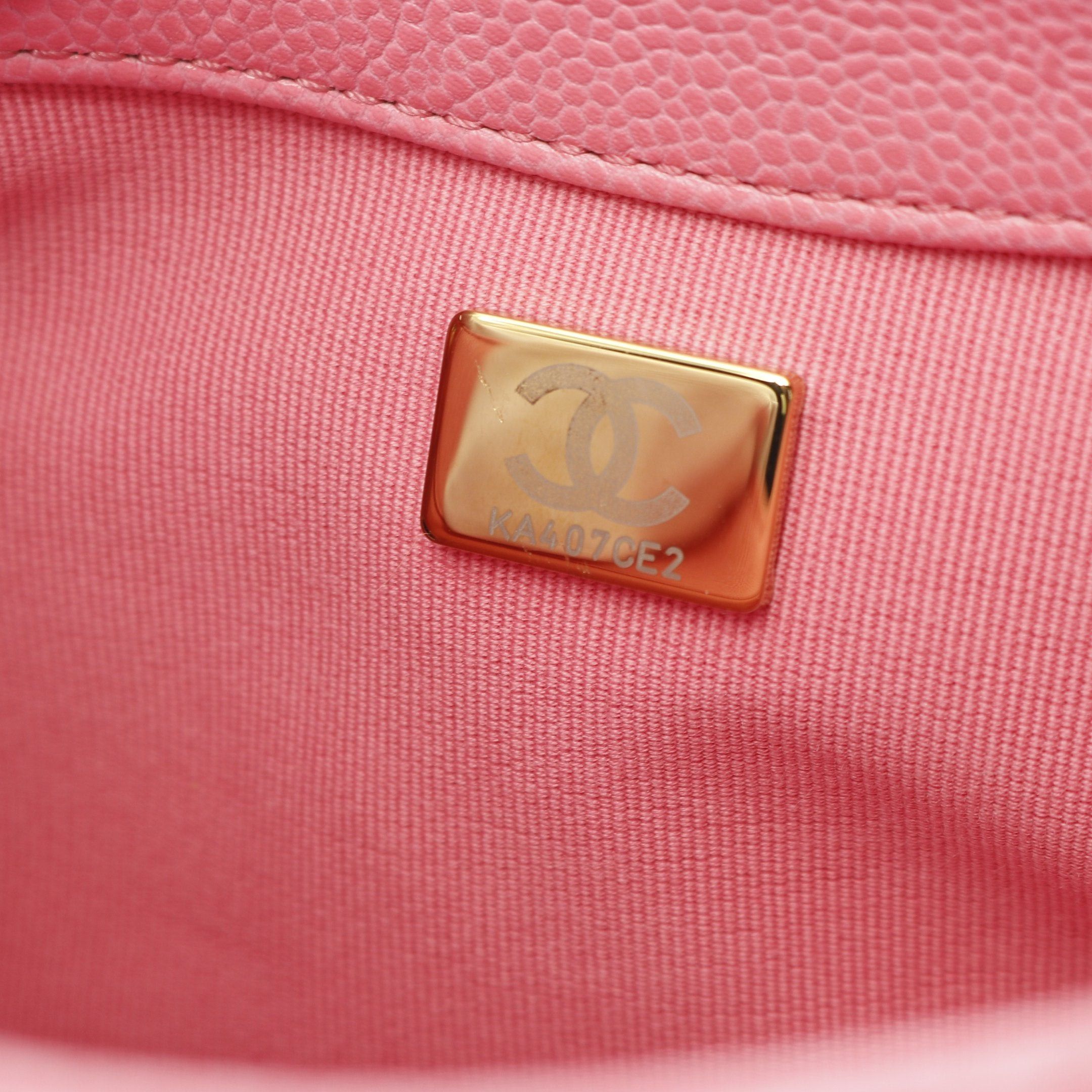 Chanel Chanel Matelasse Mini Messenger Chain Shoulder Bag Caviar Skin Pink Gold Hardware Size ONE SIZE - 5 Thumbnail