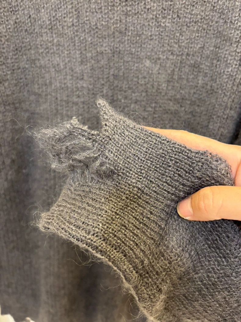 Hedi Slimane Haruki Shimamura Knit Sweater in Dark Color Size US M / EU 48-50 / 2 - 4 Thumbnail