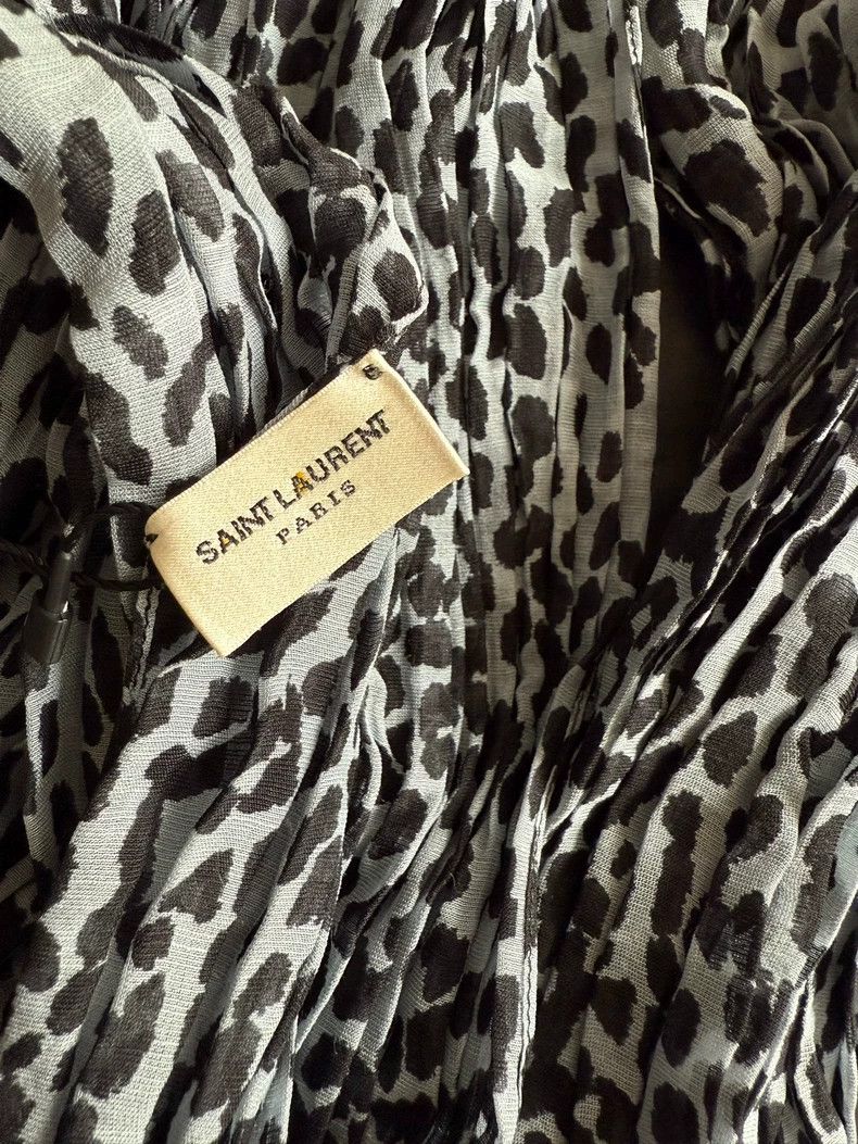 Yves Saint Laurent Grey Leopard Print Pleated Silk Scarf-dmc Size ONE SIZE - 3 Thumbnail