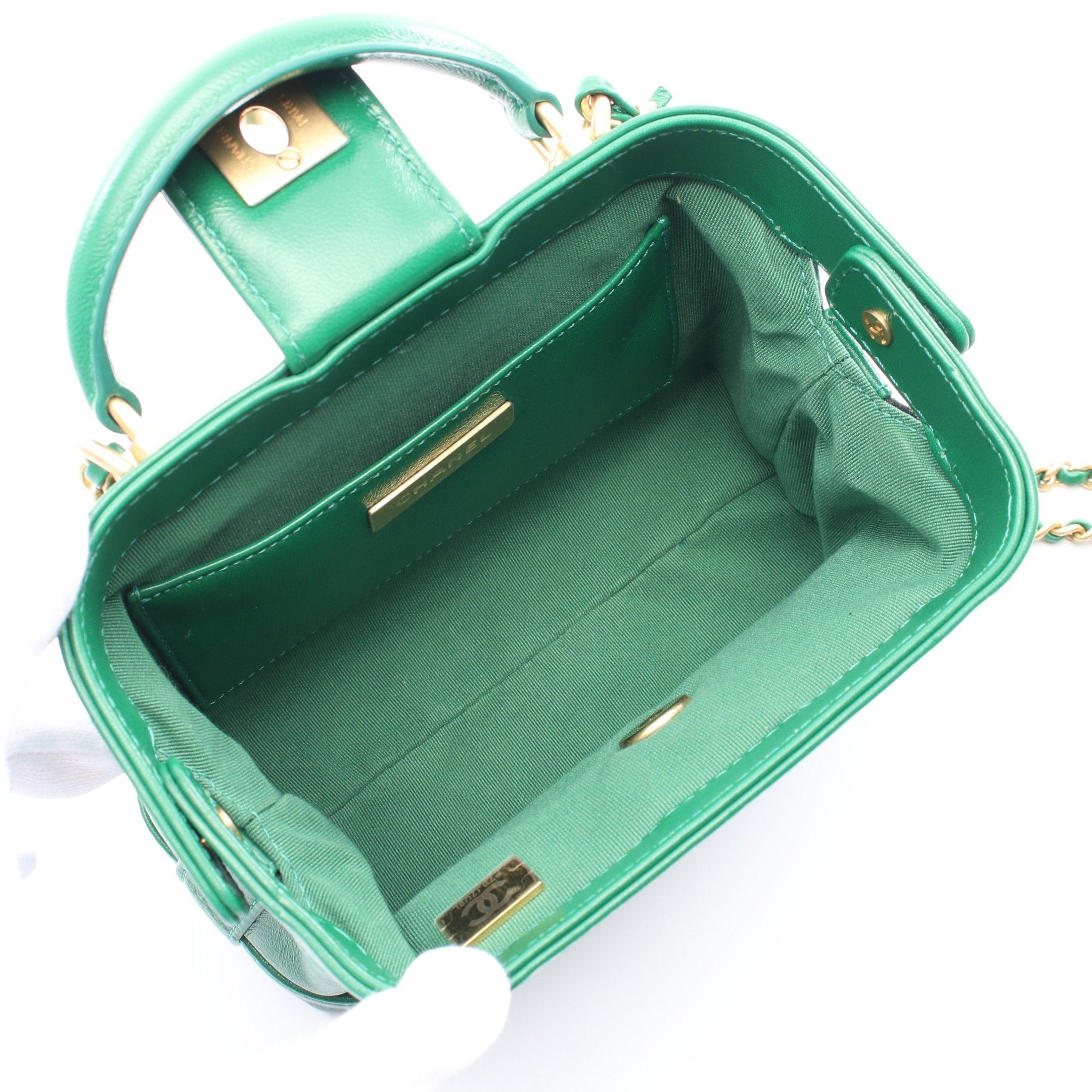 Chanel Chanel Matelasse Small Top Handle Chain Shoulder Bag Leather Green Gold Hardware Size ONE SIZE - 3 Thumbnail