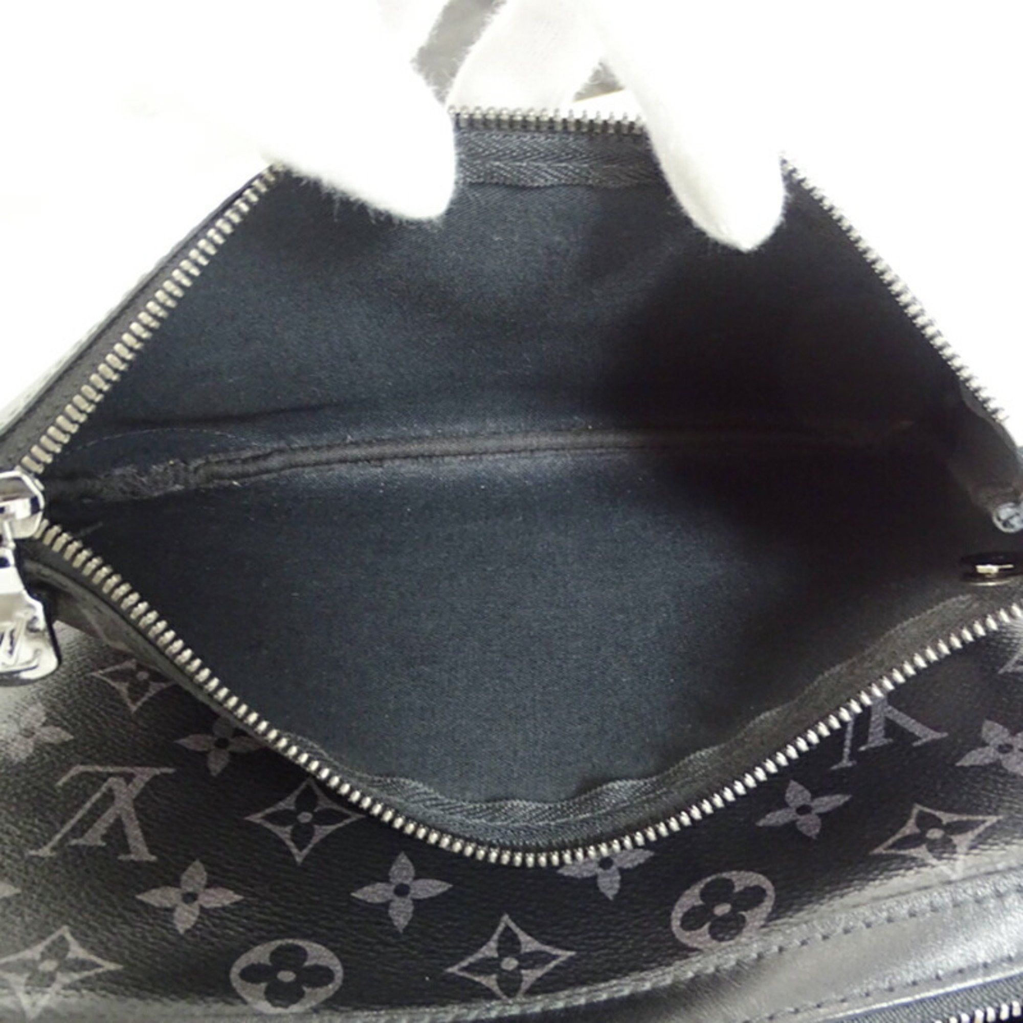 Louis Vuitton Louis Vuitton Bag Men's Shoulder Monogram Eclipse Trio Black Gray M69443 Size ONE SIZE - 7 Thumbnail