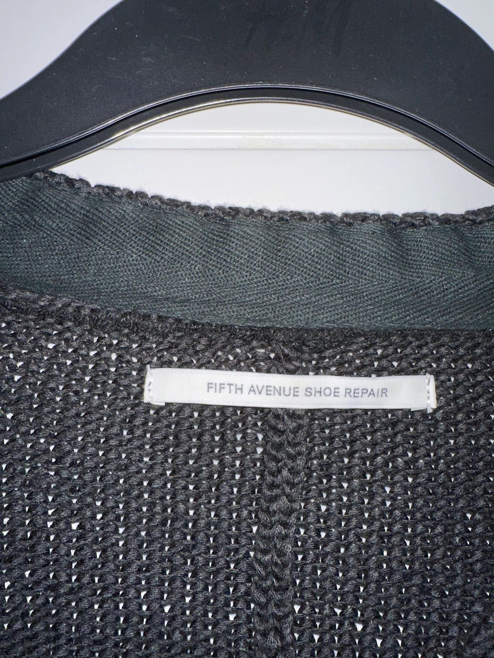V AVE SHOE REPAIR Fifth Avenue Shoe Repair Cardigan Size M / US 6-8 / IT 42-44 - 2 Thumbnail