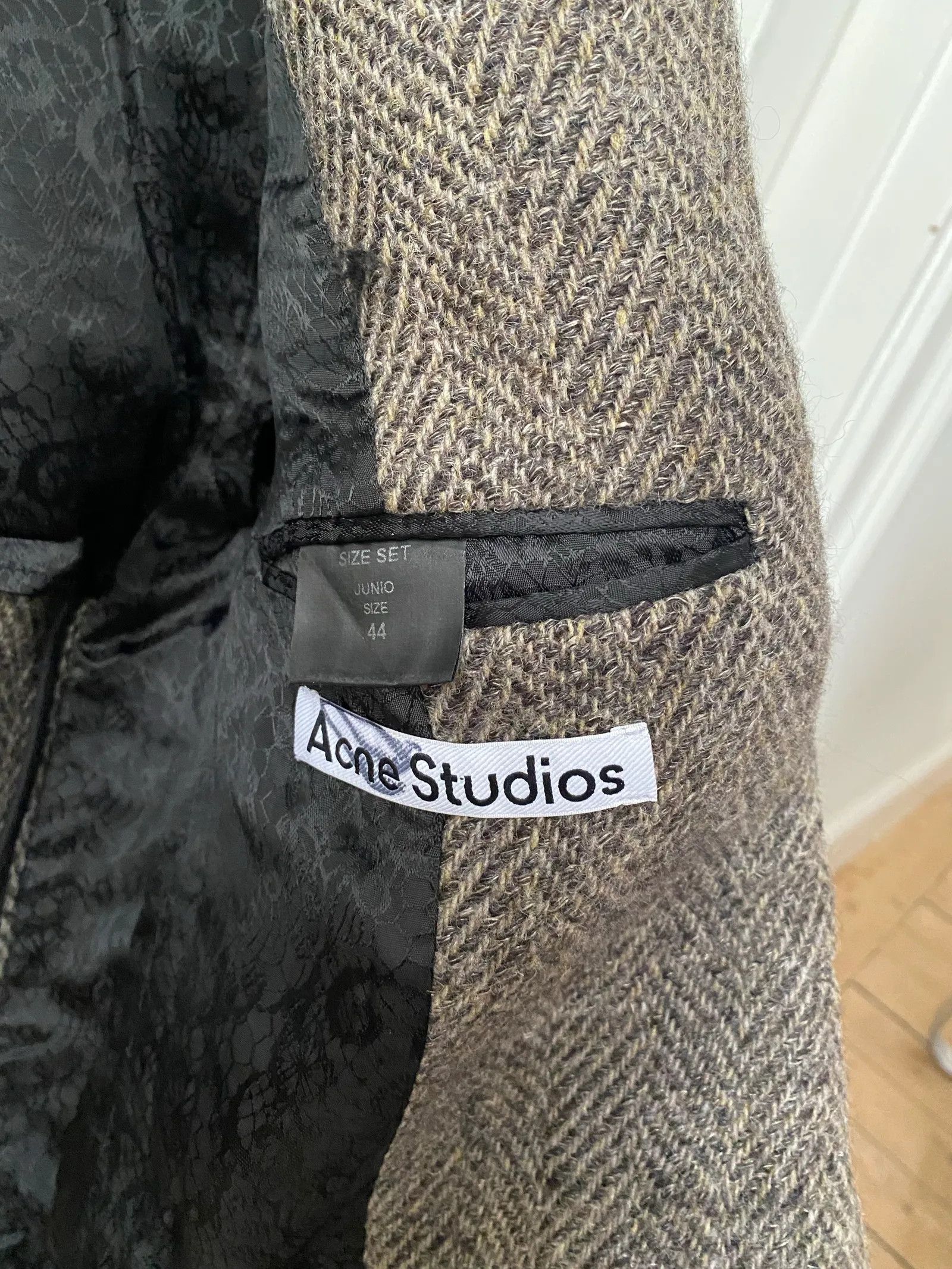 Acne Studios Acne Studios Junio Herringbone Jacket Size US S / EU 44-46 / 1 - 2 Thumbnail